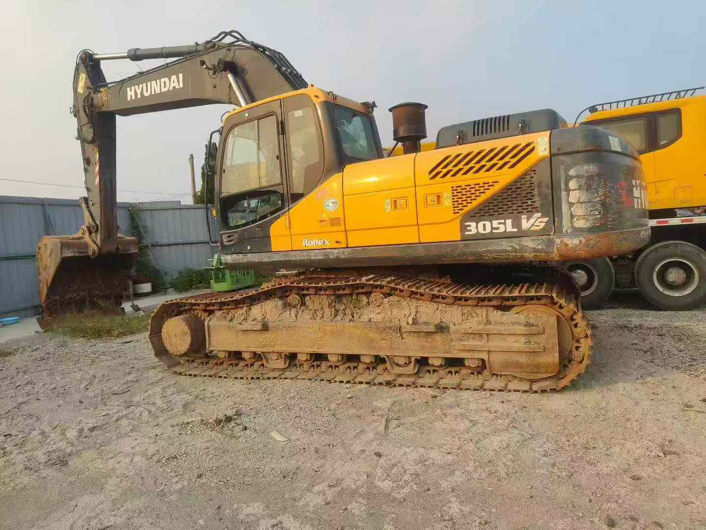 شراء Hyundai R305LVS مستعمل حفارة