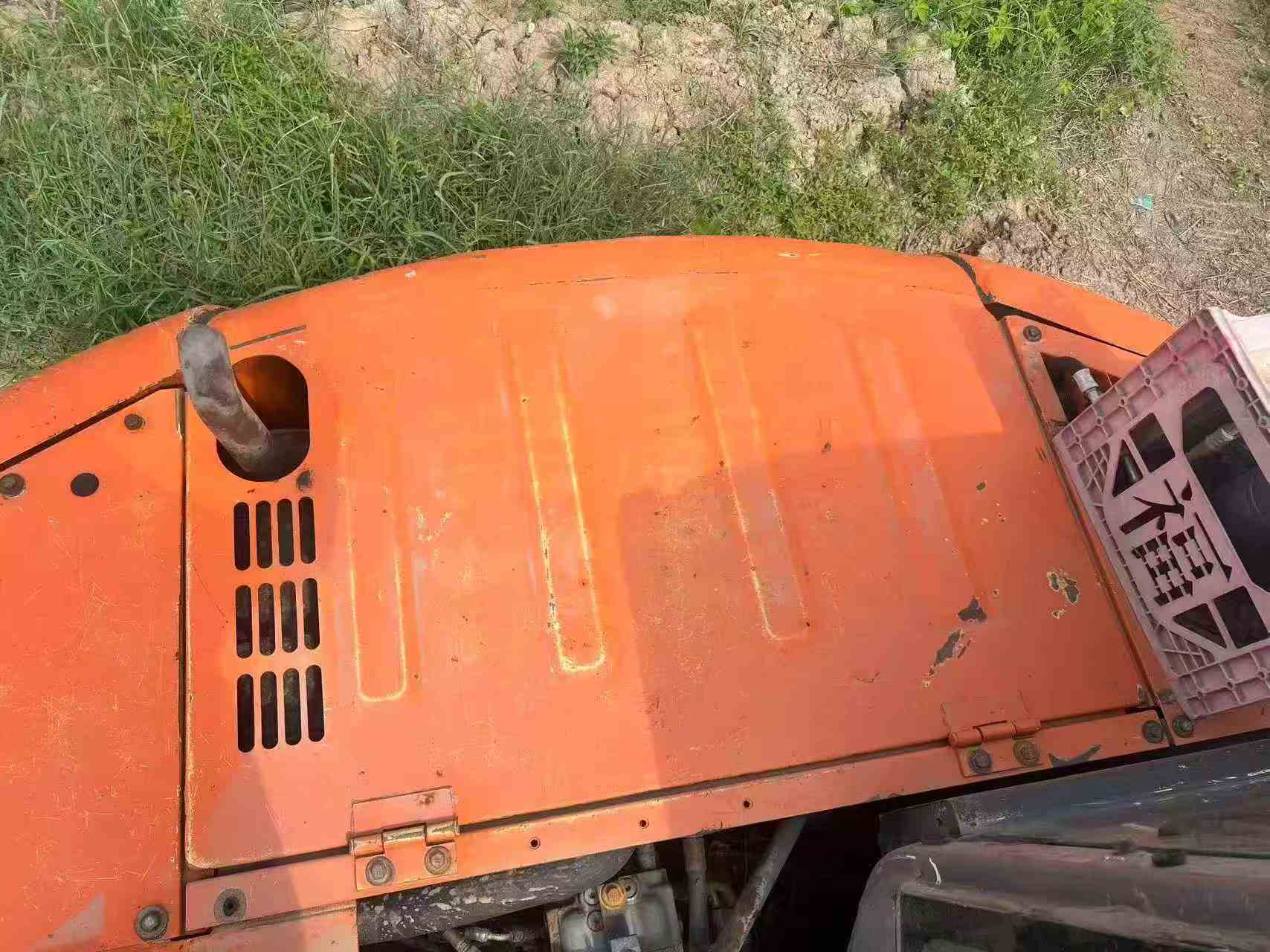 شراء حفارة Hitachi ZX70-6 مستعملة / 8
