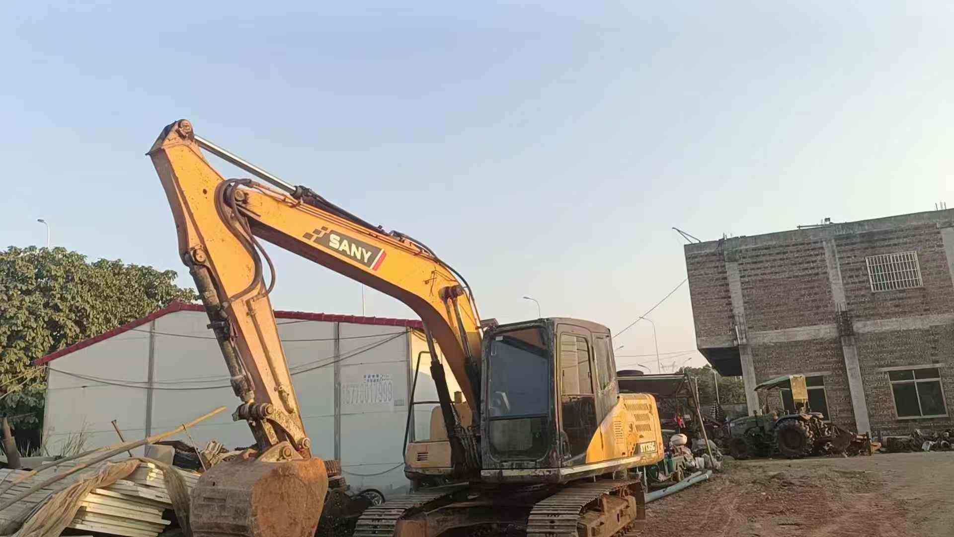 Buy Sany SY135 Used Excavator / 1