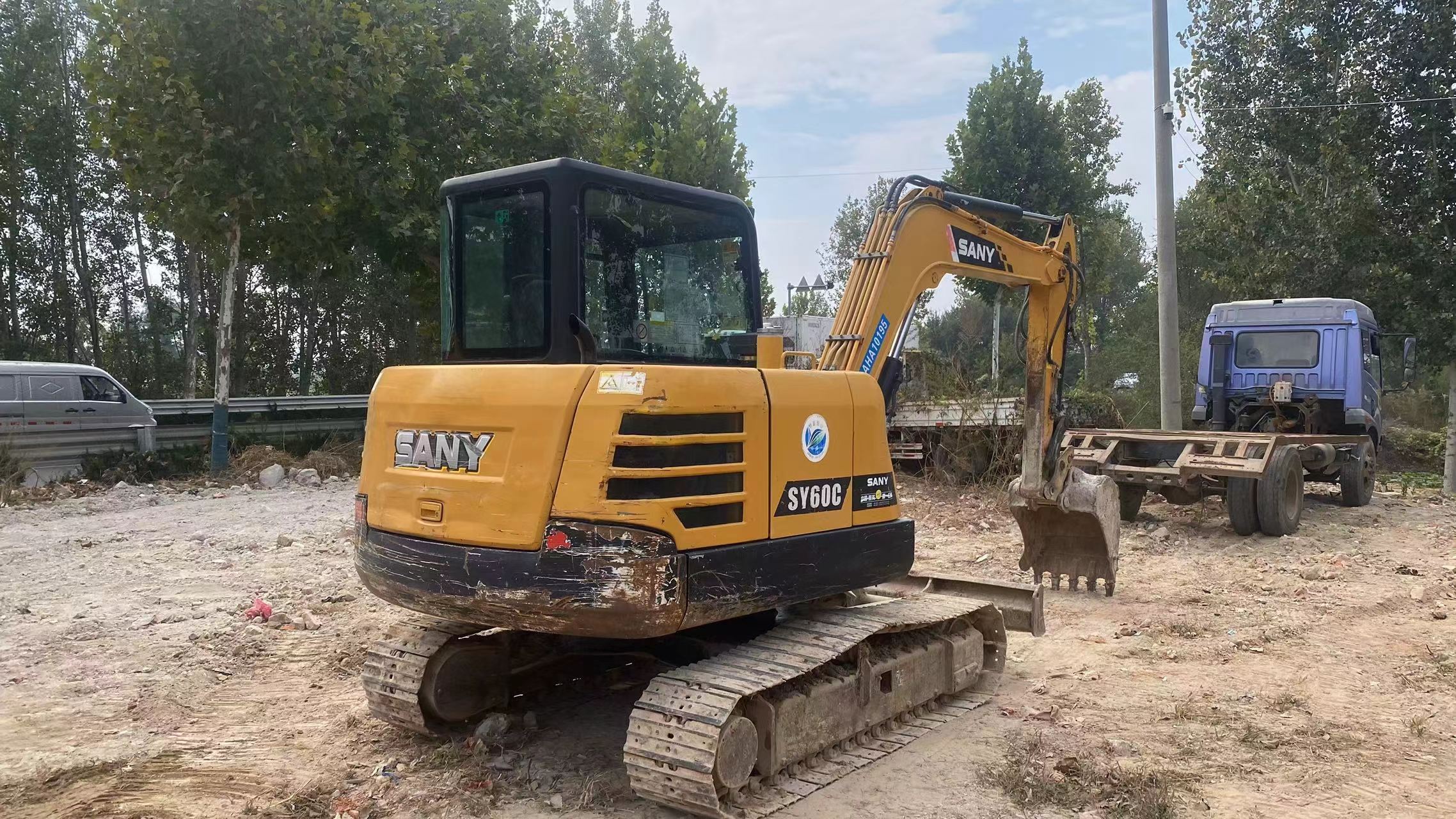 Buy Sany SY55 Used Excavator / 2 Buy Sany SY55 Used Excavator / 2