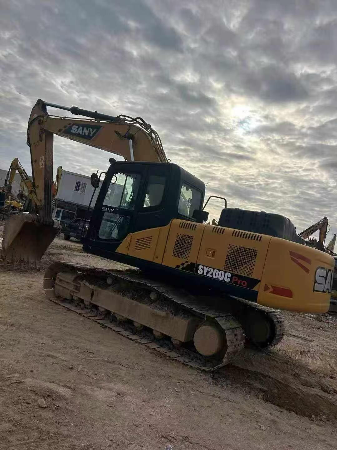 Купить Sany SY200C Подержанный Экскаватор