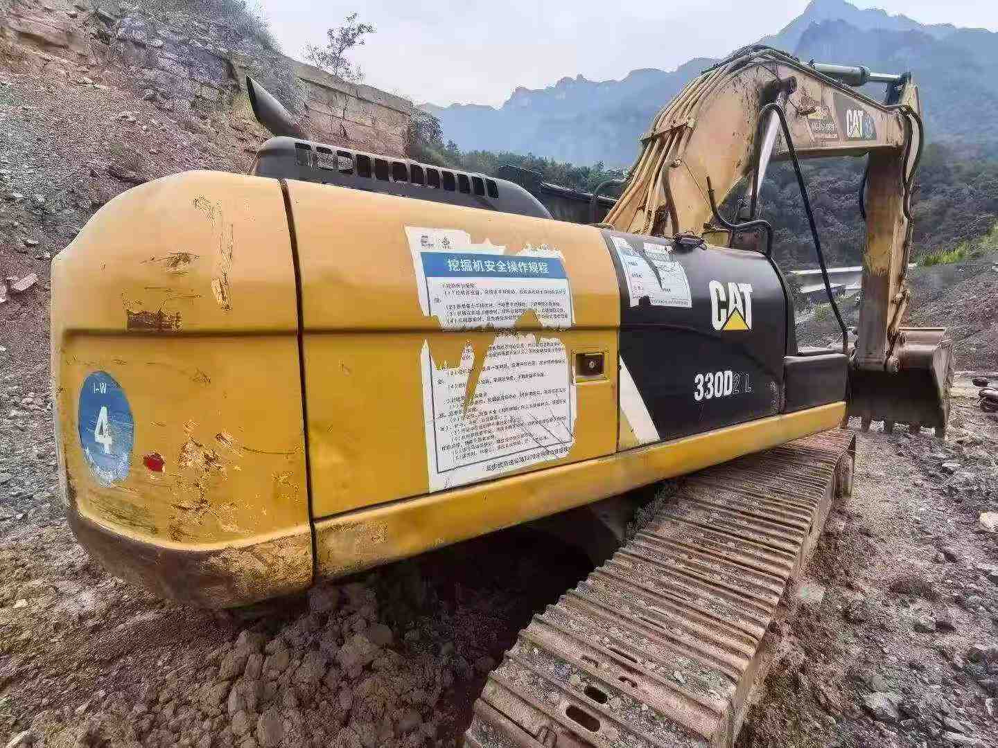 Buy Caterpillar 330B Used Excavator / 1