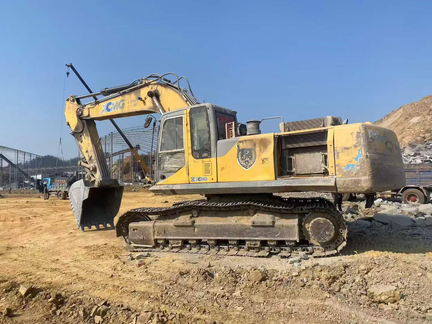 شراء حفارة XCMG XE370D مستعملة / 2