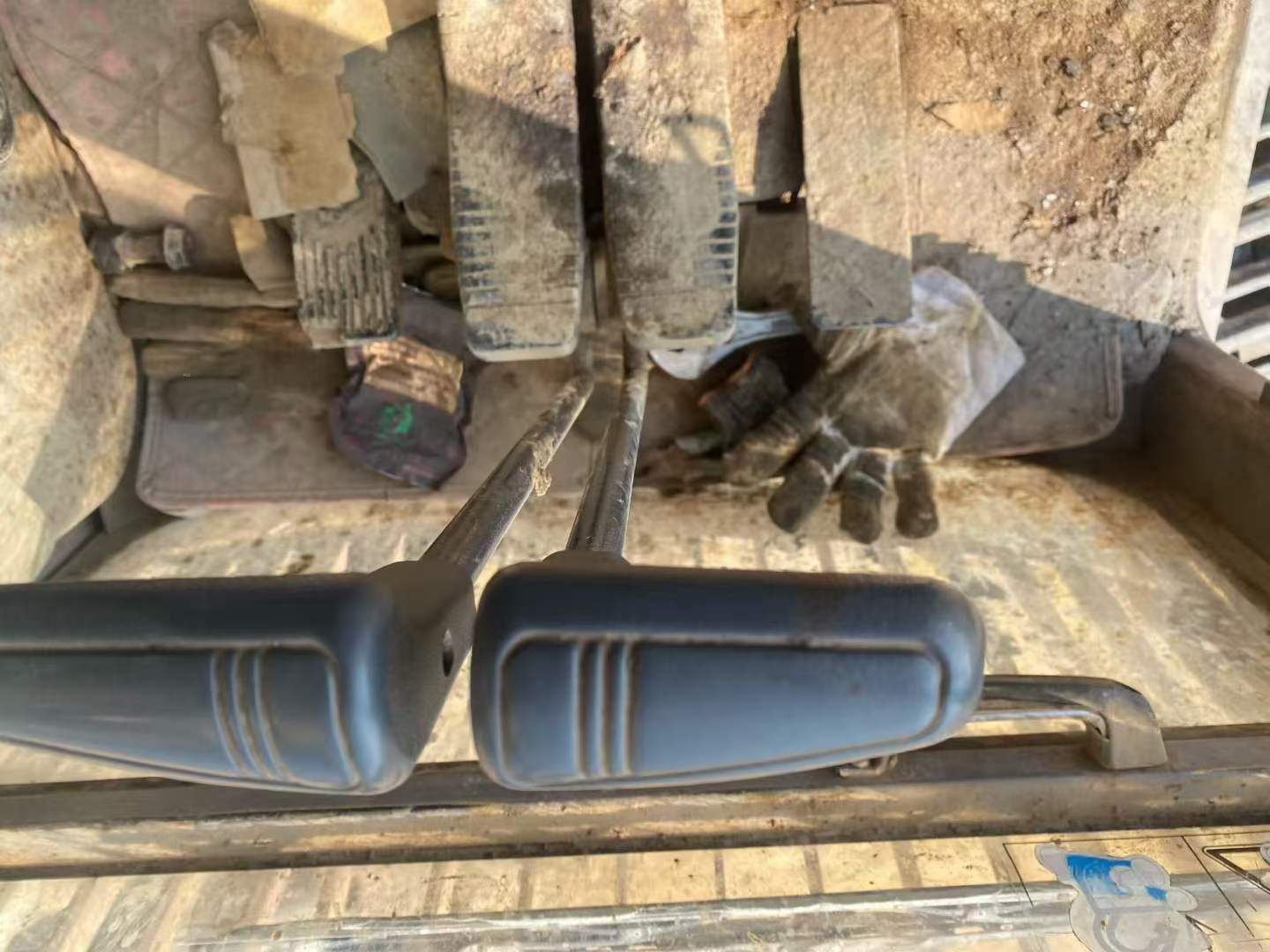 شراء حفارة XCMG XE370D مستعملة / 3