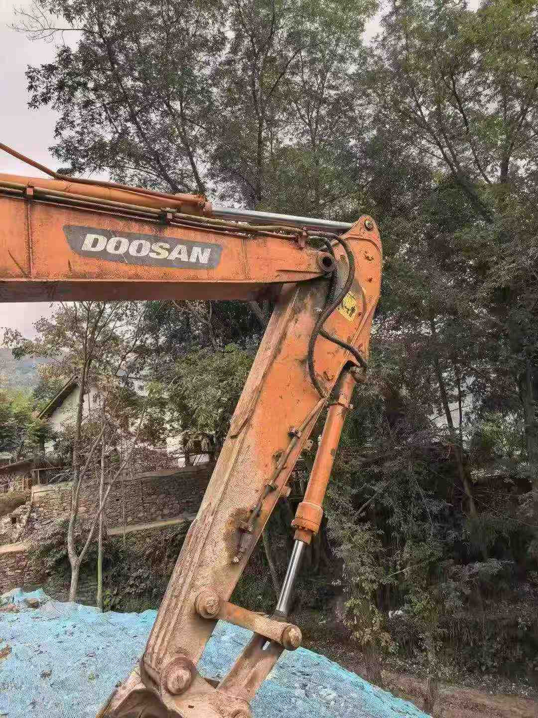 Buy Doosan DX15 Used Excavator / 2 Buy Doosan DX15 Used Excavator / 2