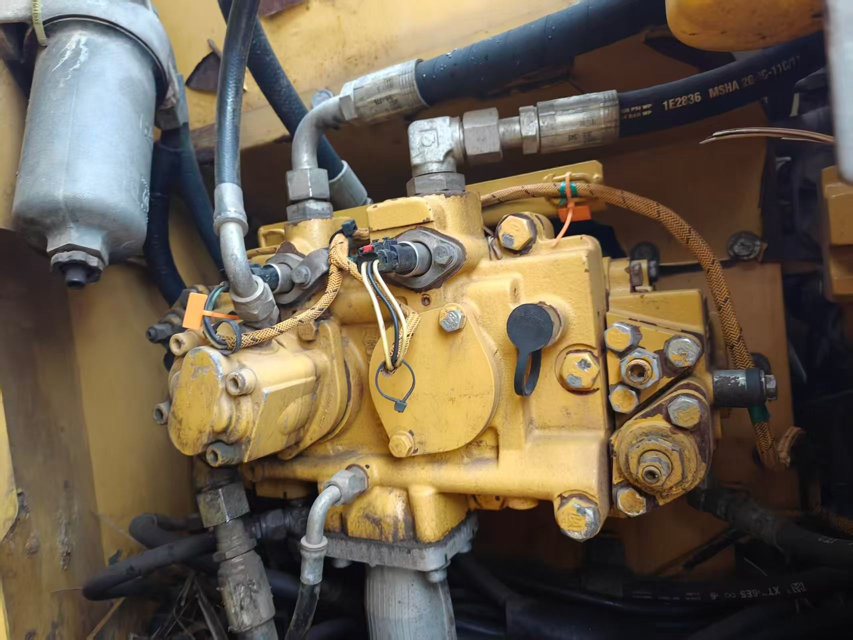 Compre Excavadora Caterpillar 313D Usada / 2