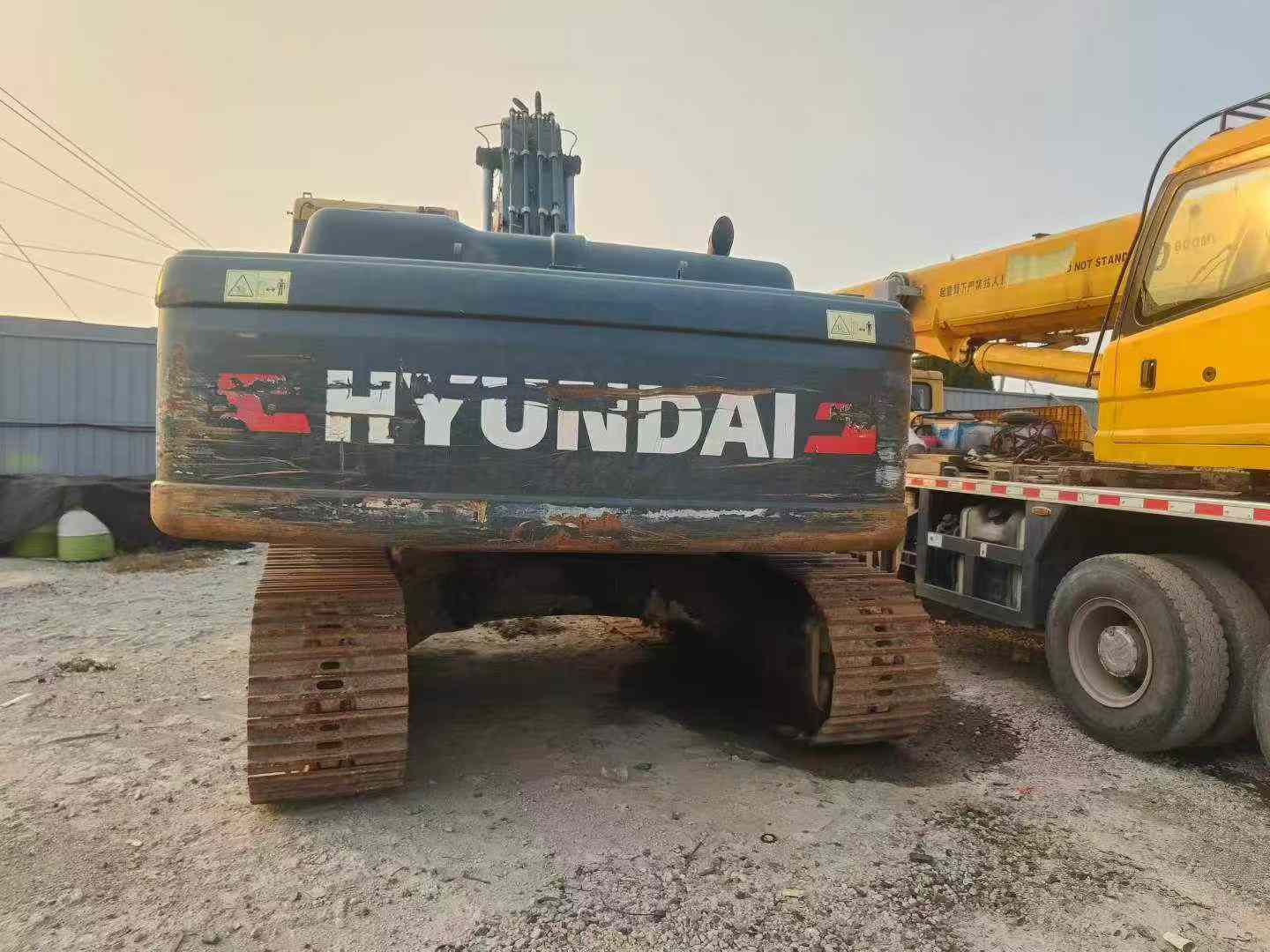 شراء حفارة Hyundai R305LVS مستعملة / 3