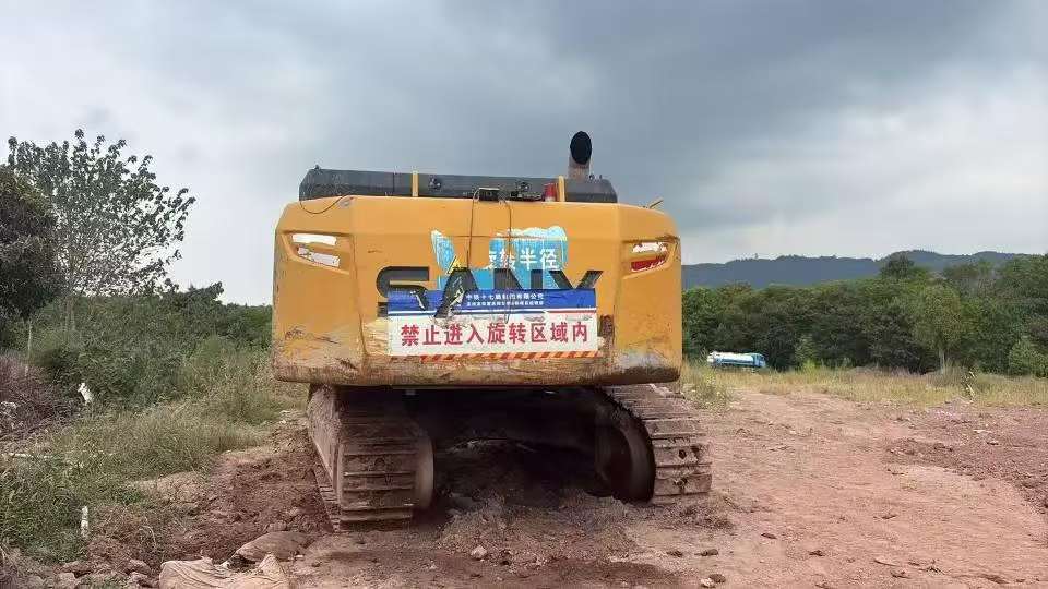 Comprar Sany SY650H Usado Escavadeira