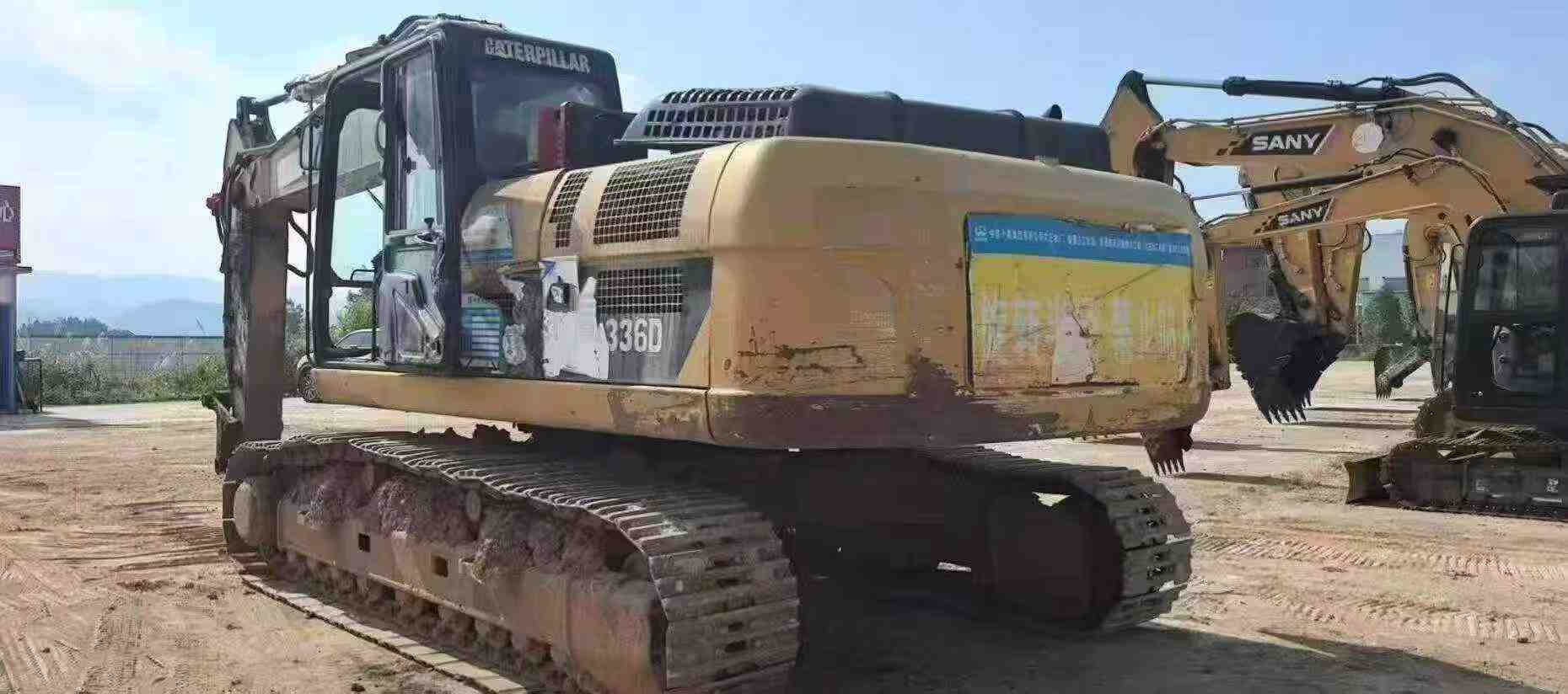 Buy Caterpillar 329DL Used Excavator / 1