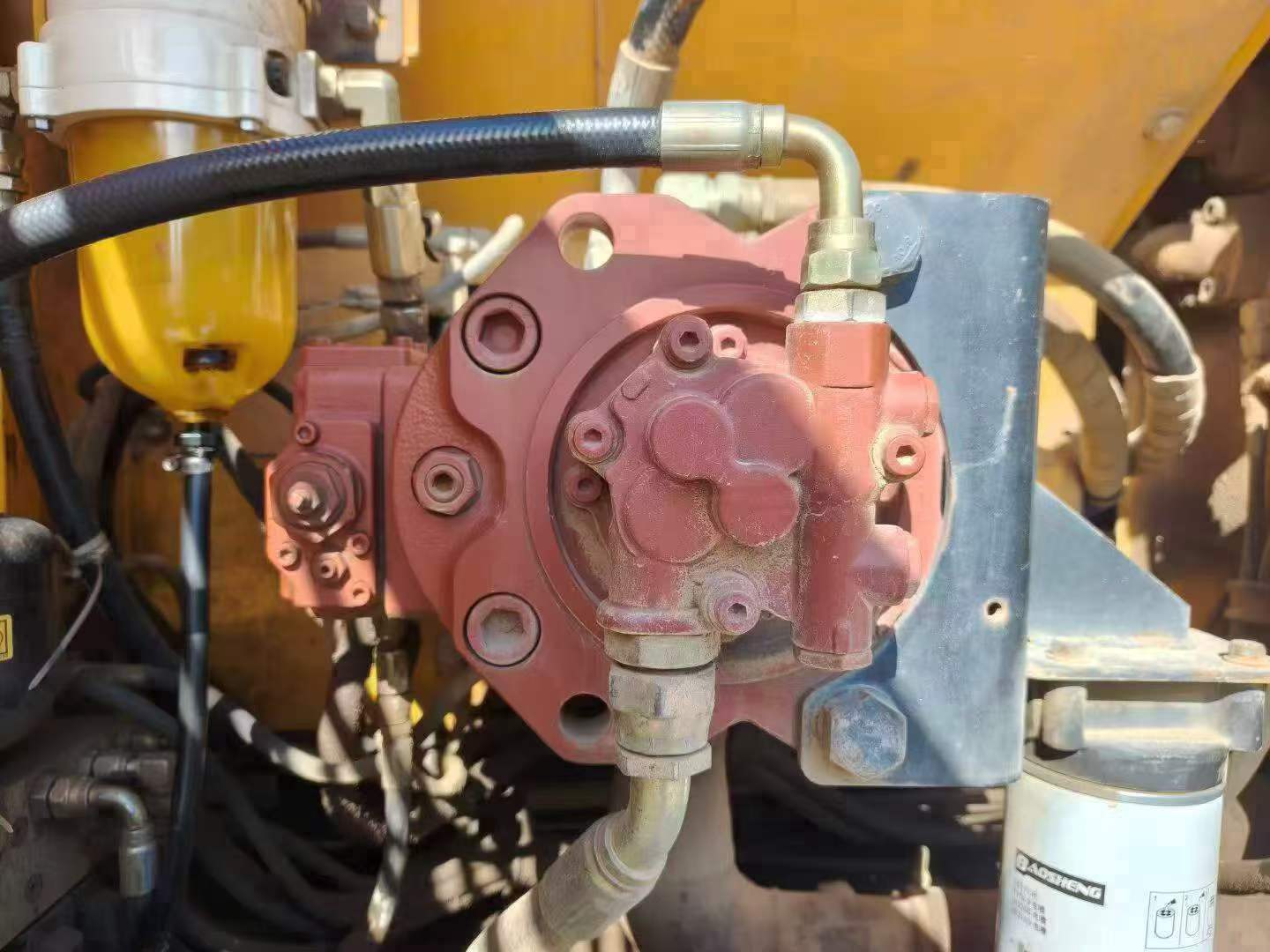 شراء حفارة Hyundai R225-7 مستعملة / 6