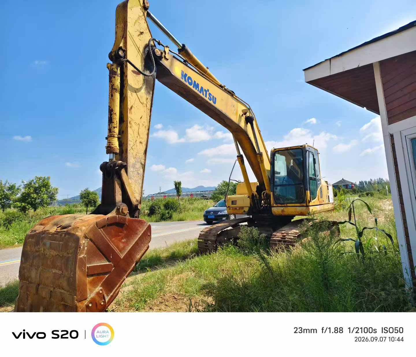 Buy Komatsu PC200-8 Used Excavator / 3 Buy Komatsu PC200-8 Used Excavator / 3