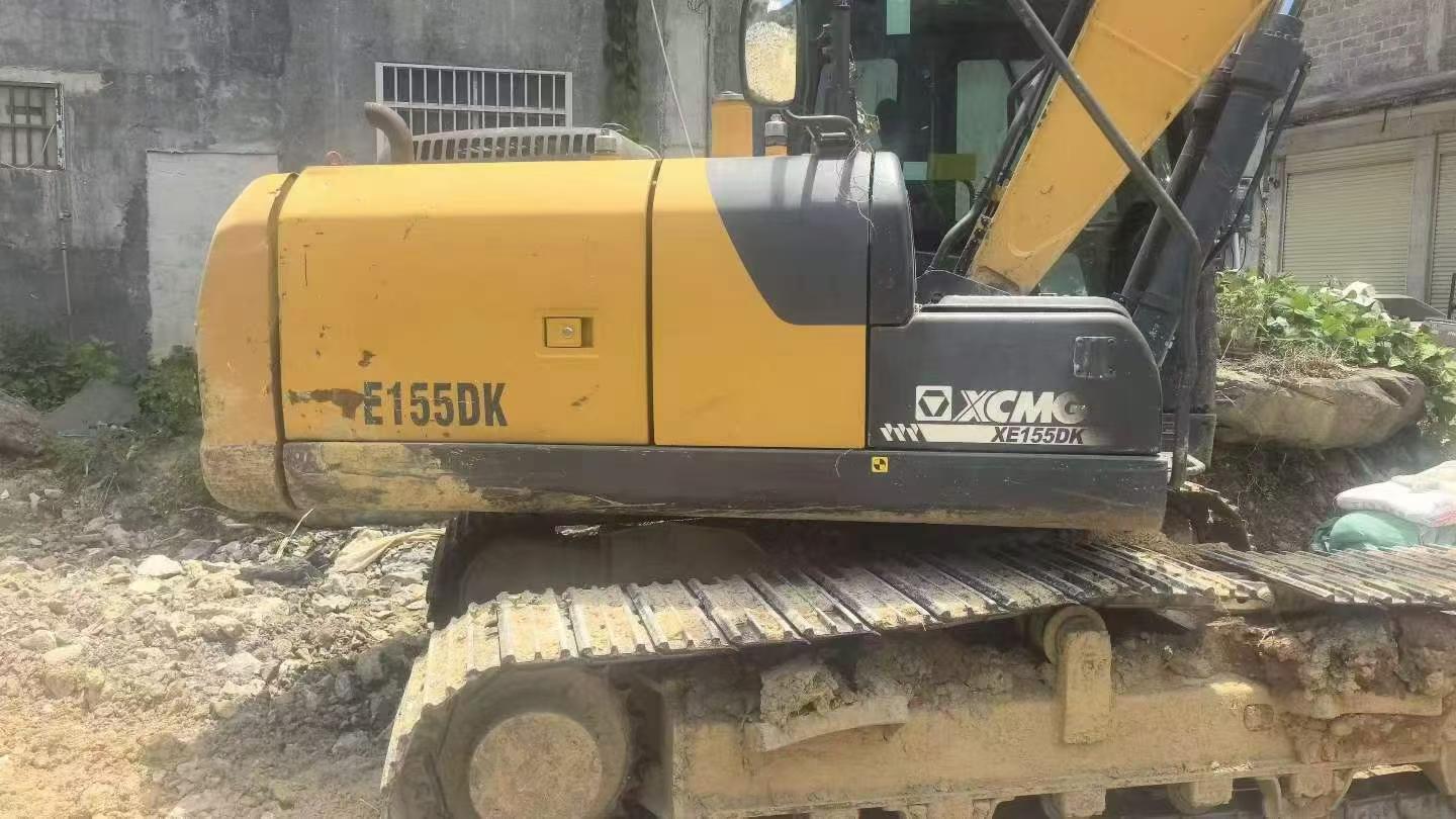 شراء حفارة XCMG XE150 مستعملة / 3