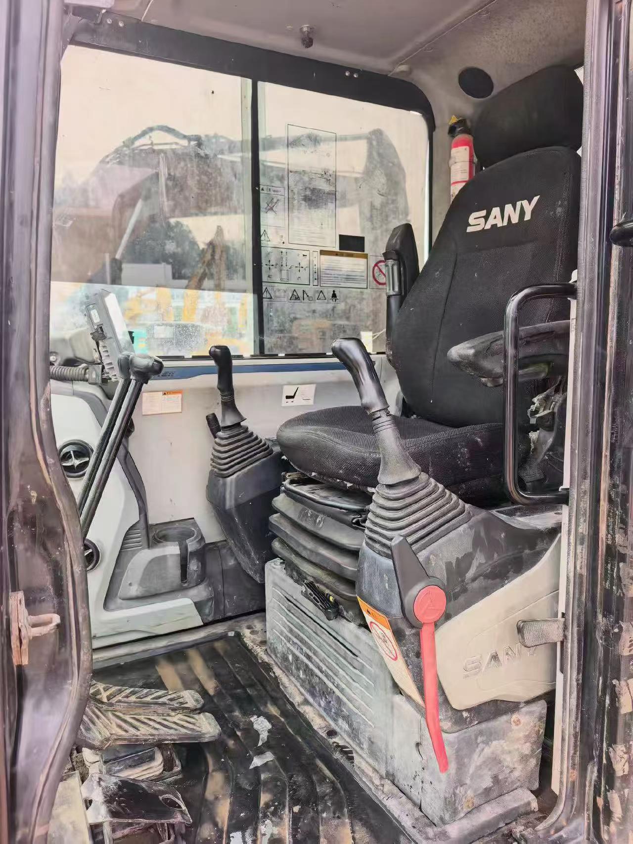 Buy Sany SY60 Used Excavator / 7
