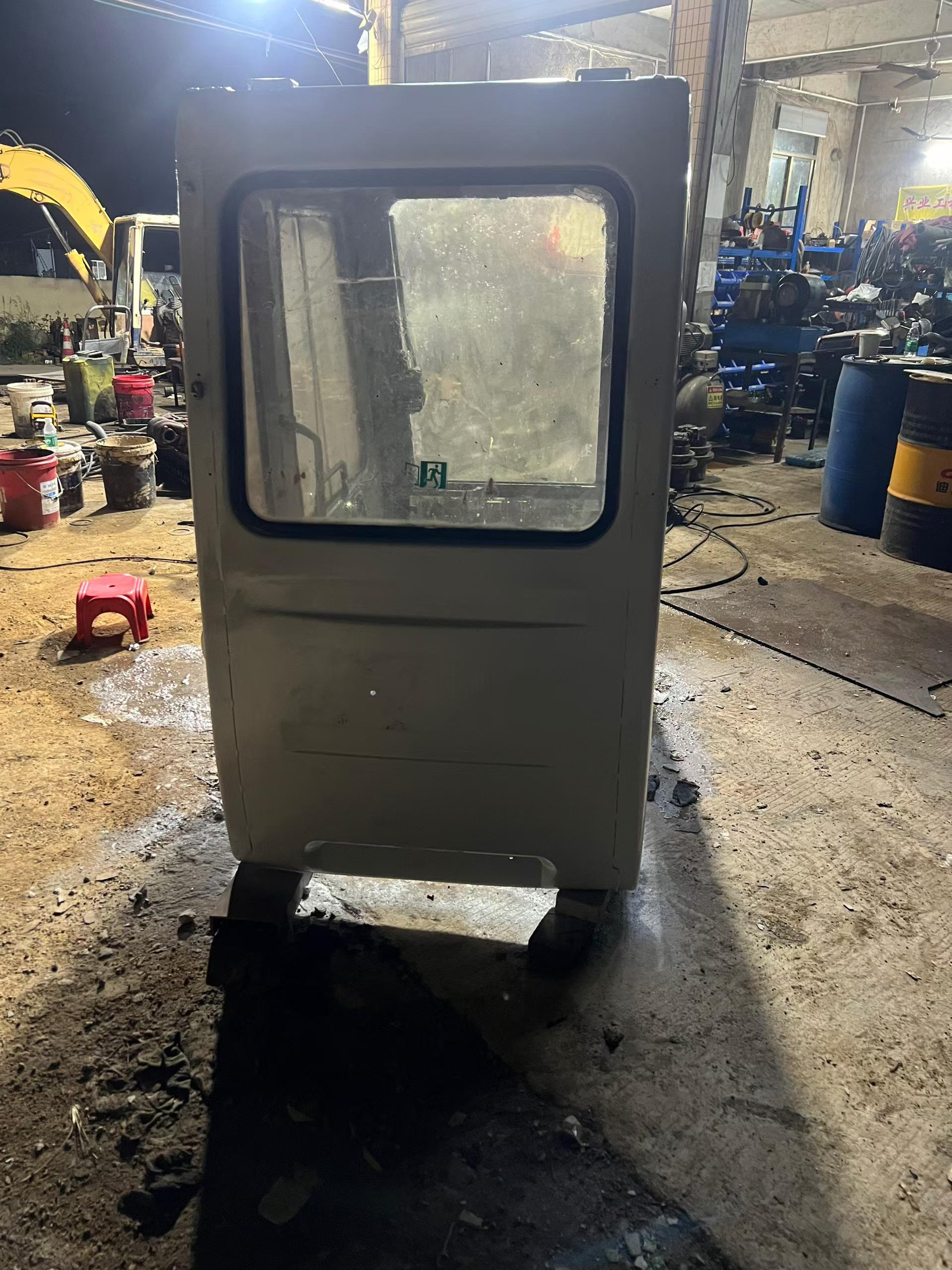 Buy Sumitomo SH60 Used Excavator / 1
