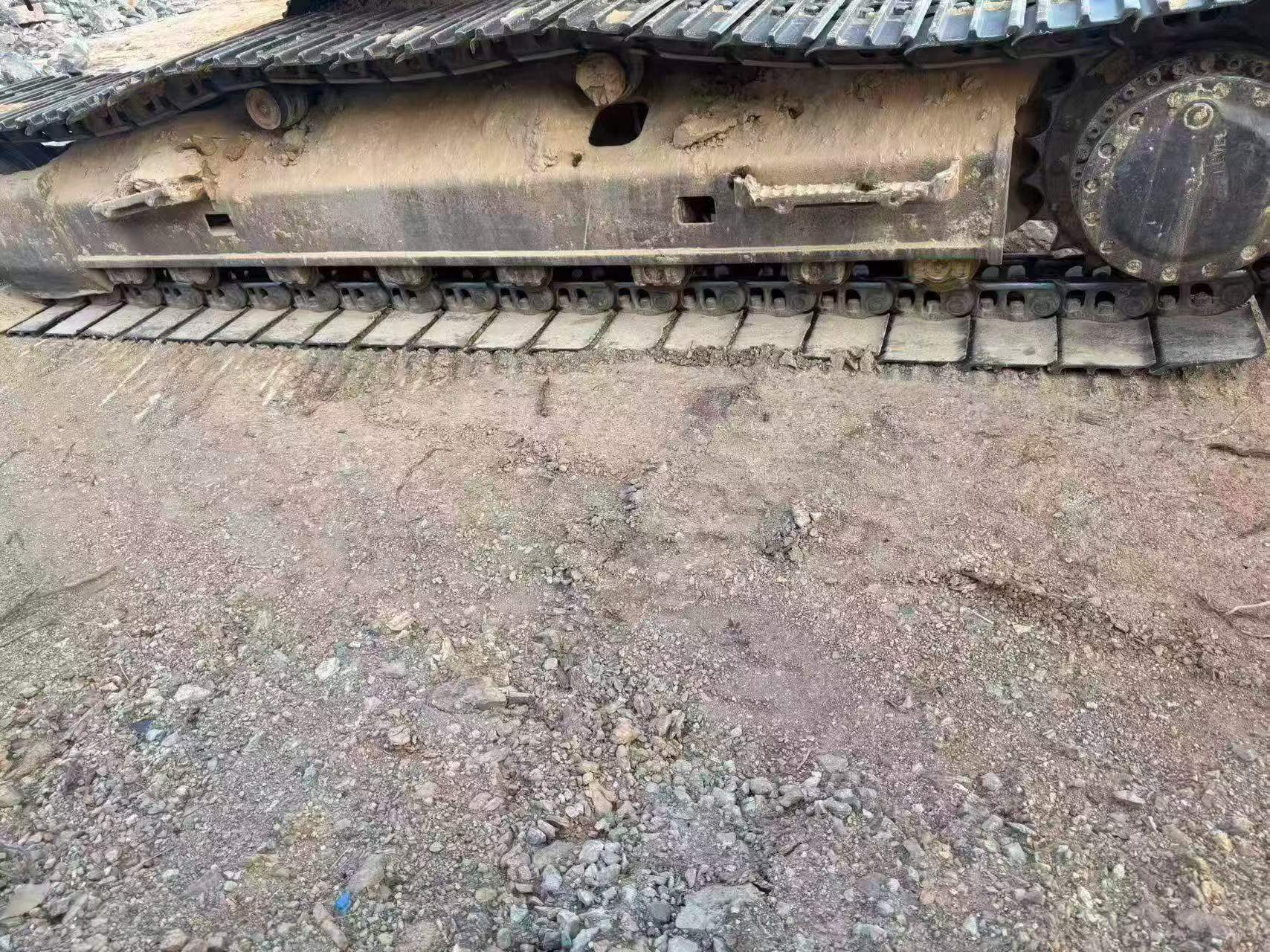 Compre Excavadora Caterpillar 320EL Usada / 4