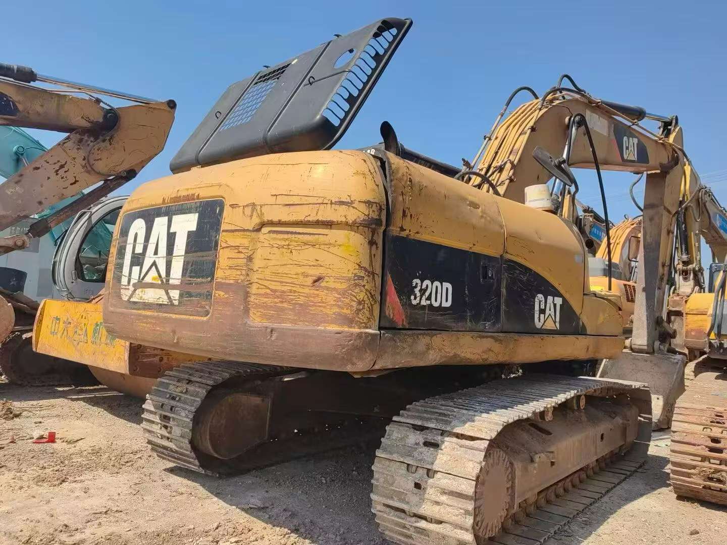 Buy Caterpillar 320A Used Excavator / 1