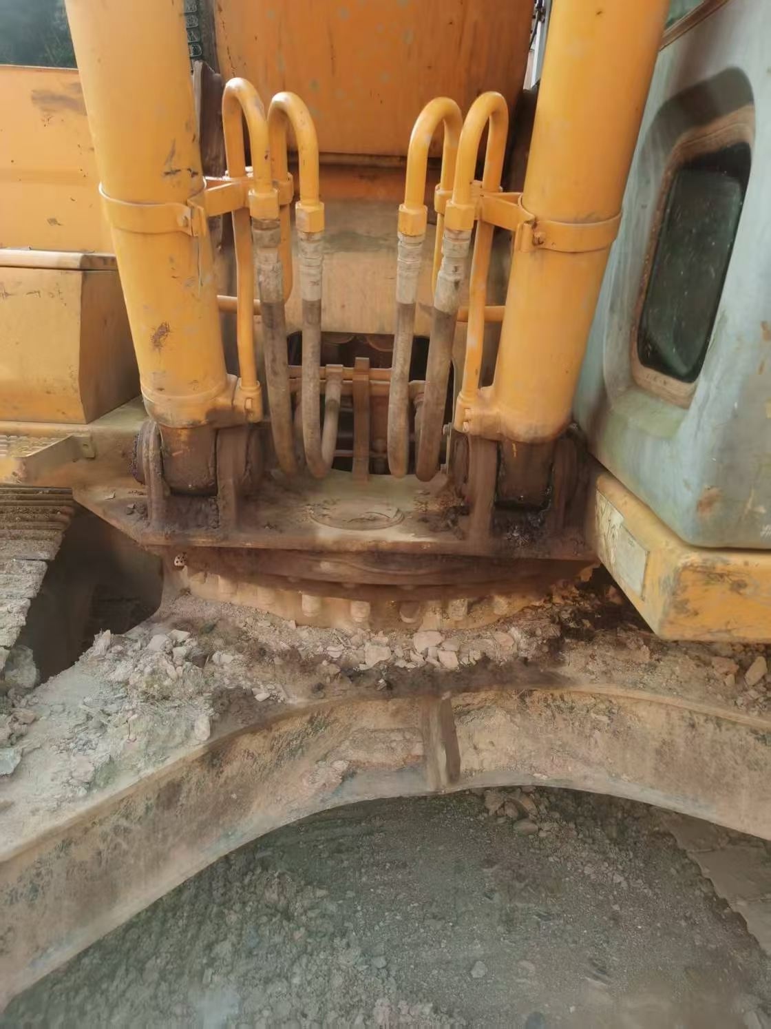 Buy Kato HD820R Used Excavator / 8 Buy Kato HD820R Used Excavator / 8
