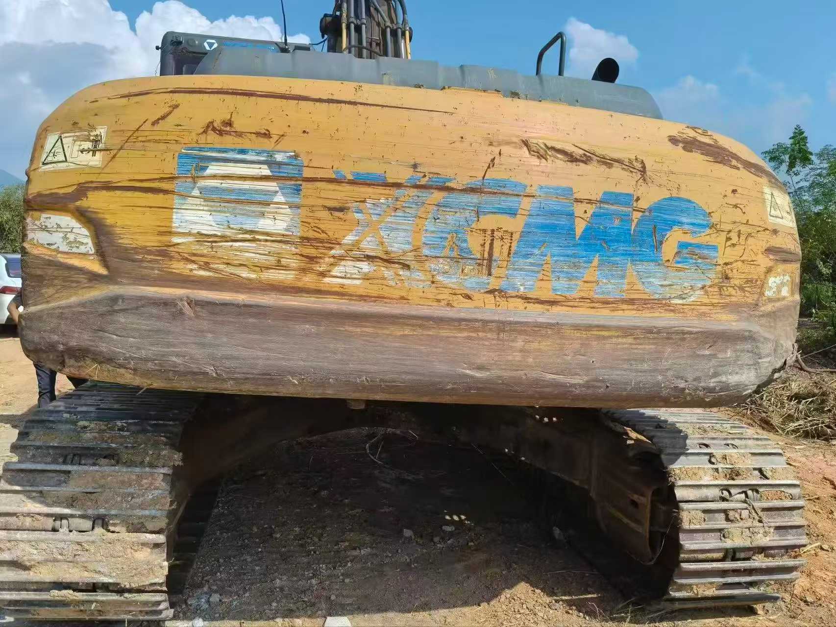 Buy XCMG XE270DK Used Excavator / 1