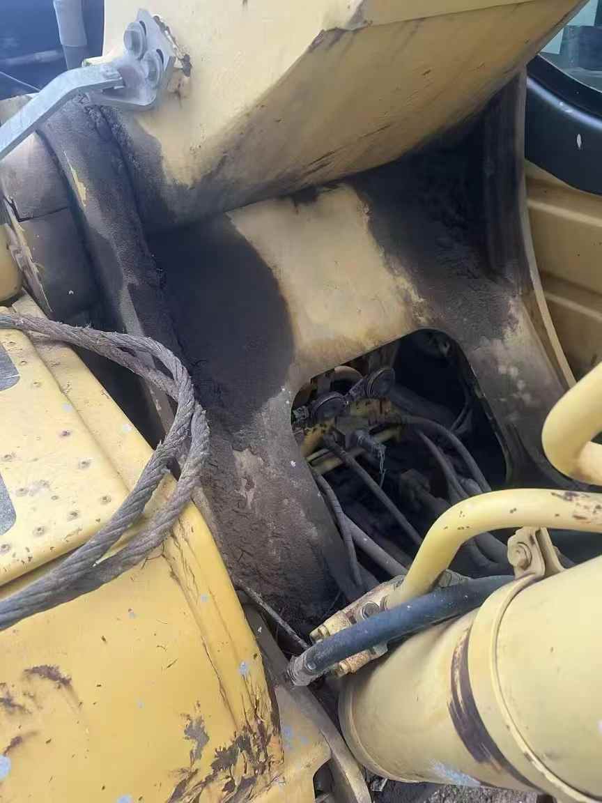 Buy Komatsu PC200-8N1 Used Excavator / 2 Buy Komatsu PC200-8N1 Used Excavator / 2