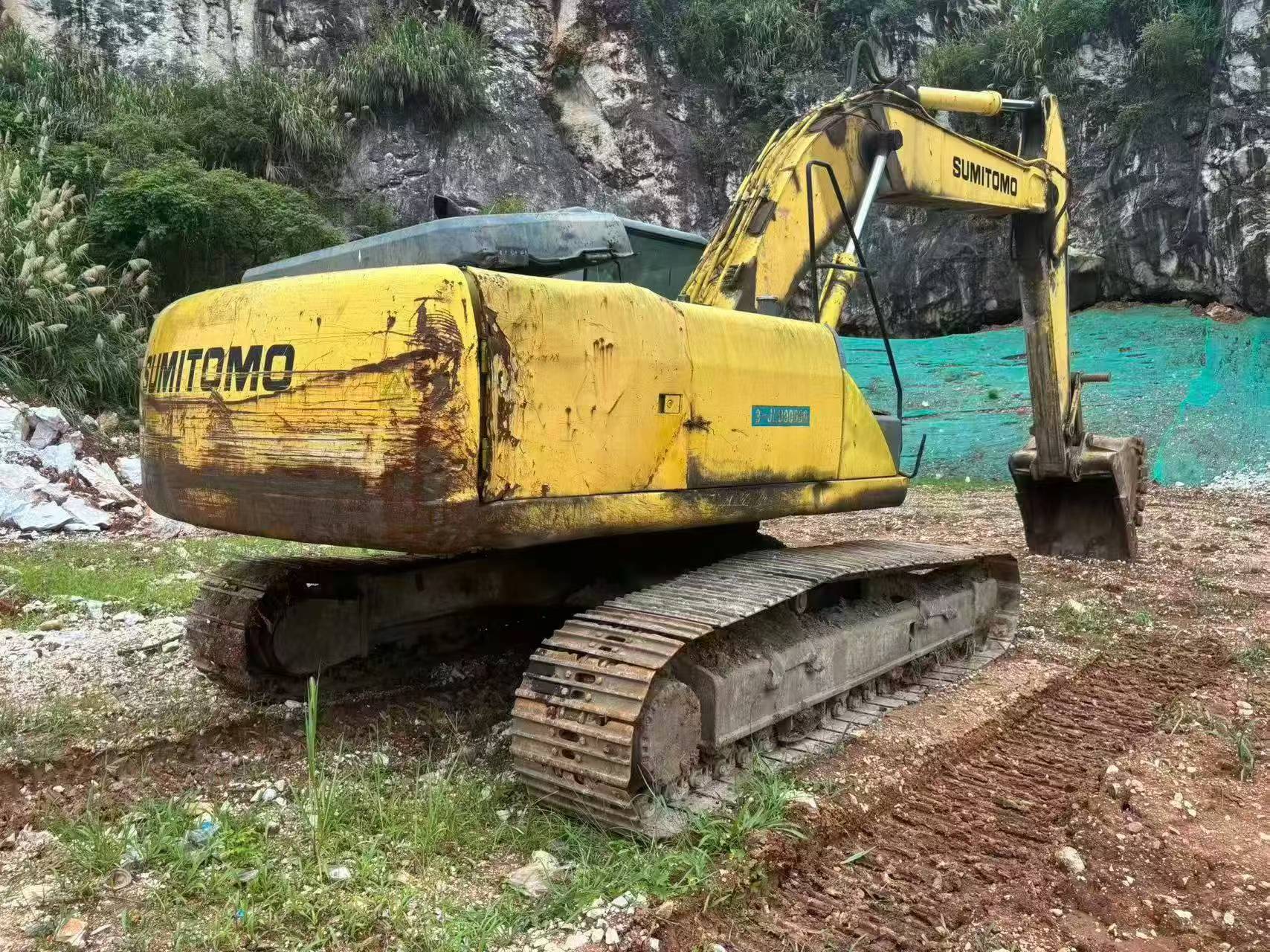 Buy Sumitomo SH240-3 Used Excavator / 6 Buy Sumitomo SH240-3 Used Excavator / 6
