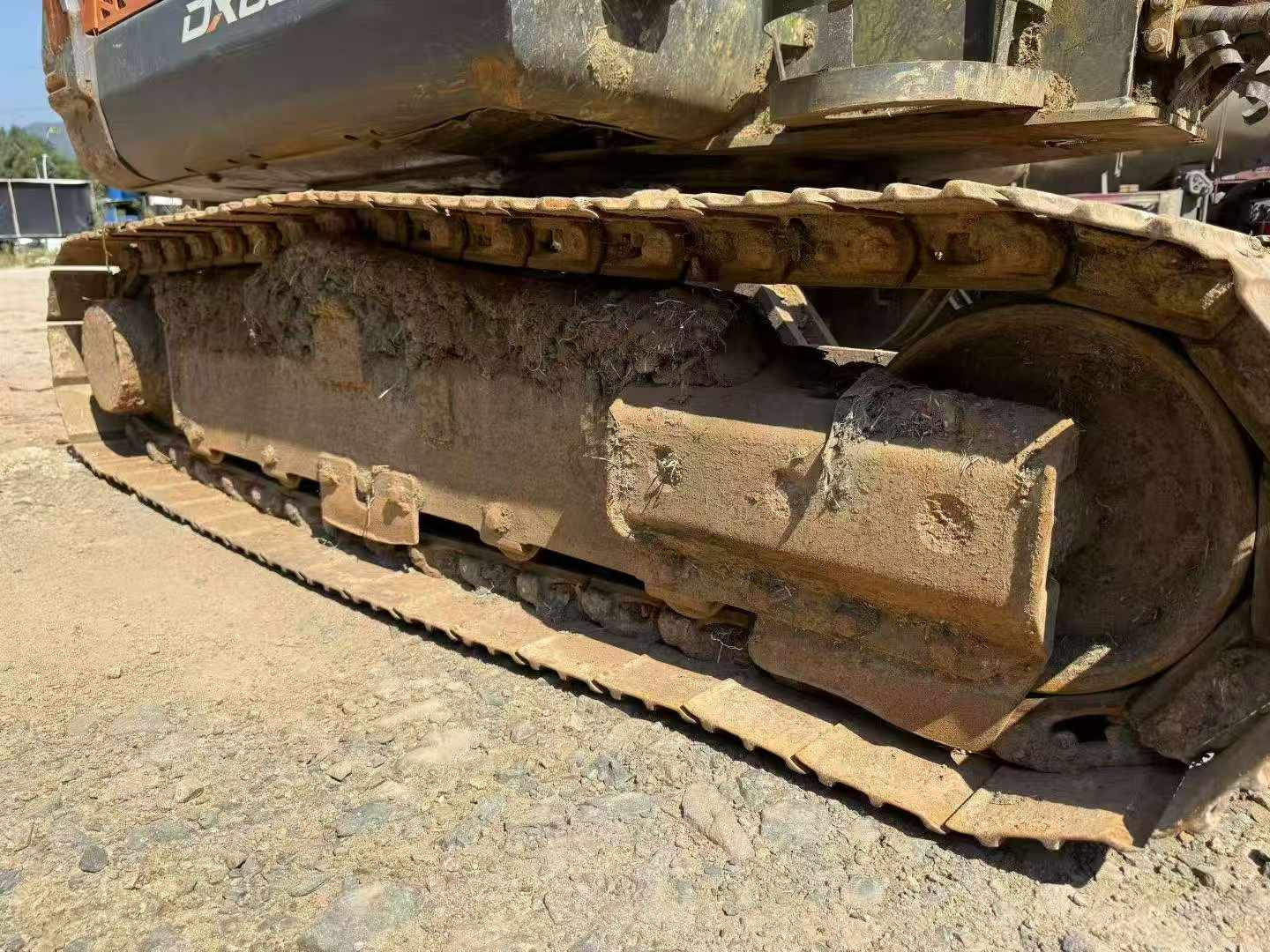 Compre Excavadora Doosan DH60 Usada / 8