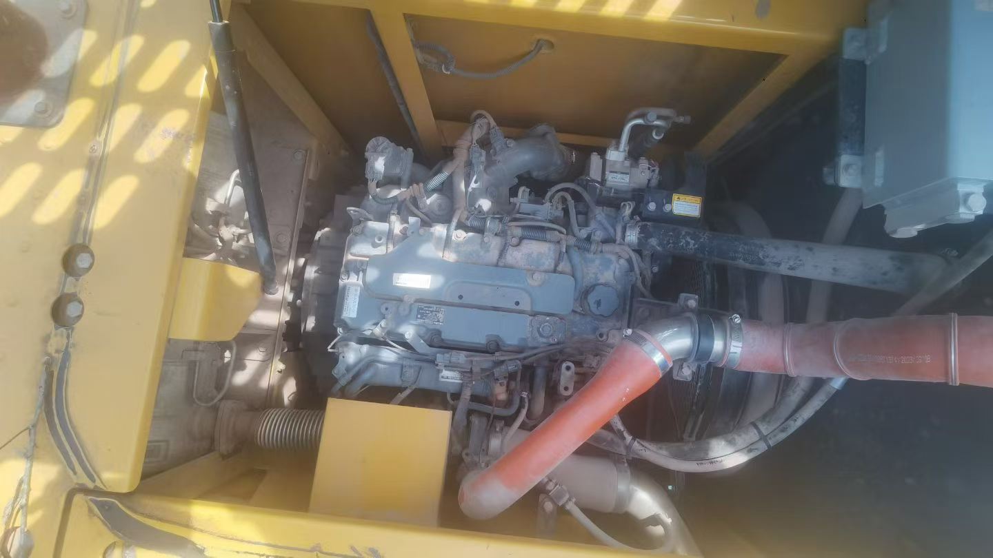 Buy Sany SY135 Used Excavator / 2 Buy Sany SY135 Used Excavator / 2