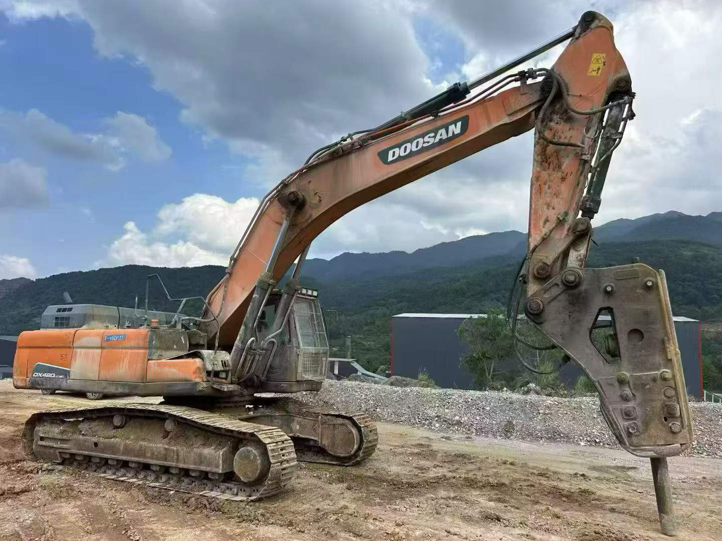 Buy Doosan DH420LC-7 Used Excavator / 2 Buy Doosan DH420LC-7 Used Excavator / 2