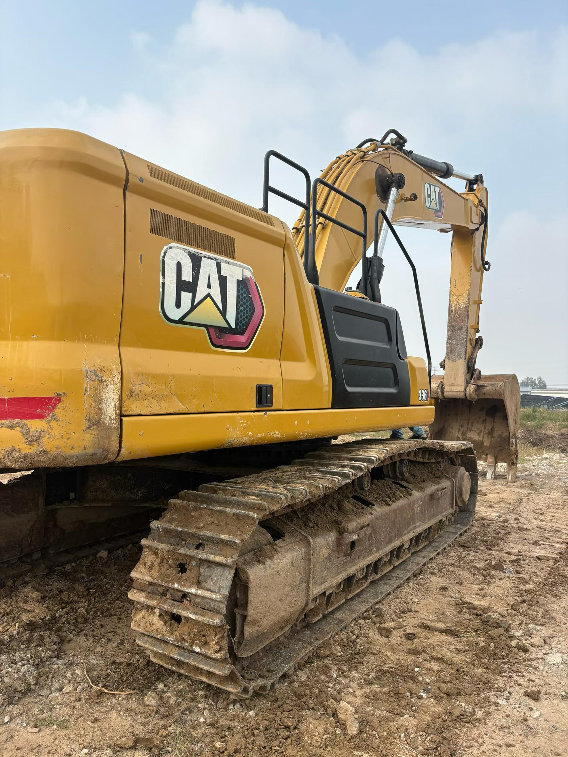 Buy Caterpillar 336E Used Excavator / 3 Buy Caterpillar 336E Used Excavator / 3
