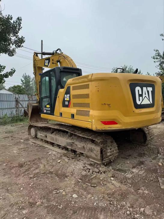 Buy Caterpillar 323 Used Excavator / 1