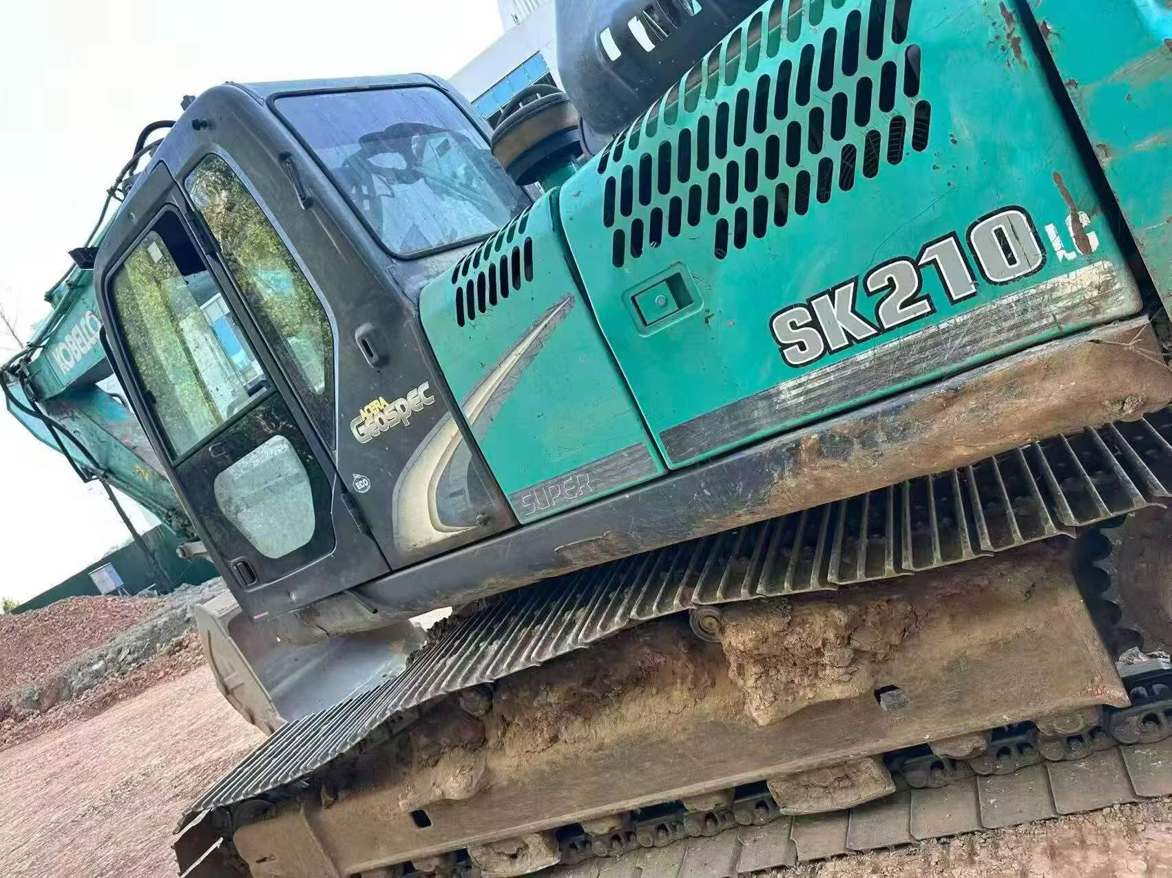 Compre Escavadeira Kobelco SK210 Usada / 3