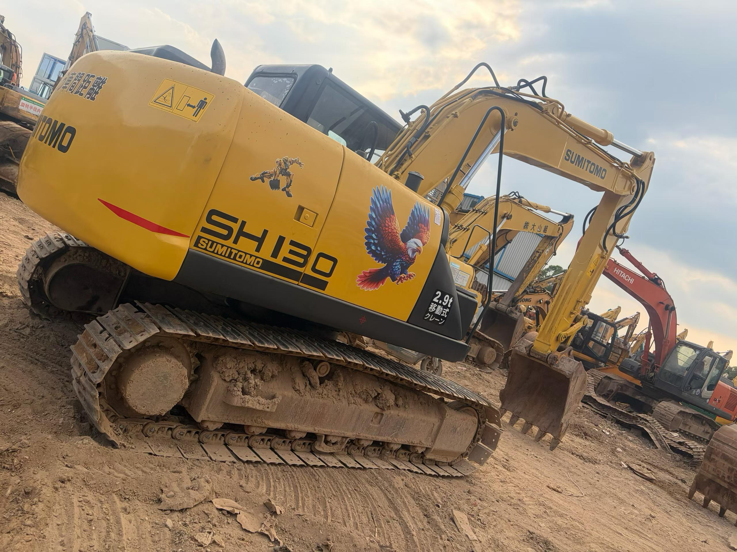 Buy Sumitomo SH130-3 Used Excavator / 1