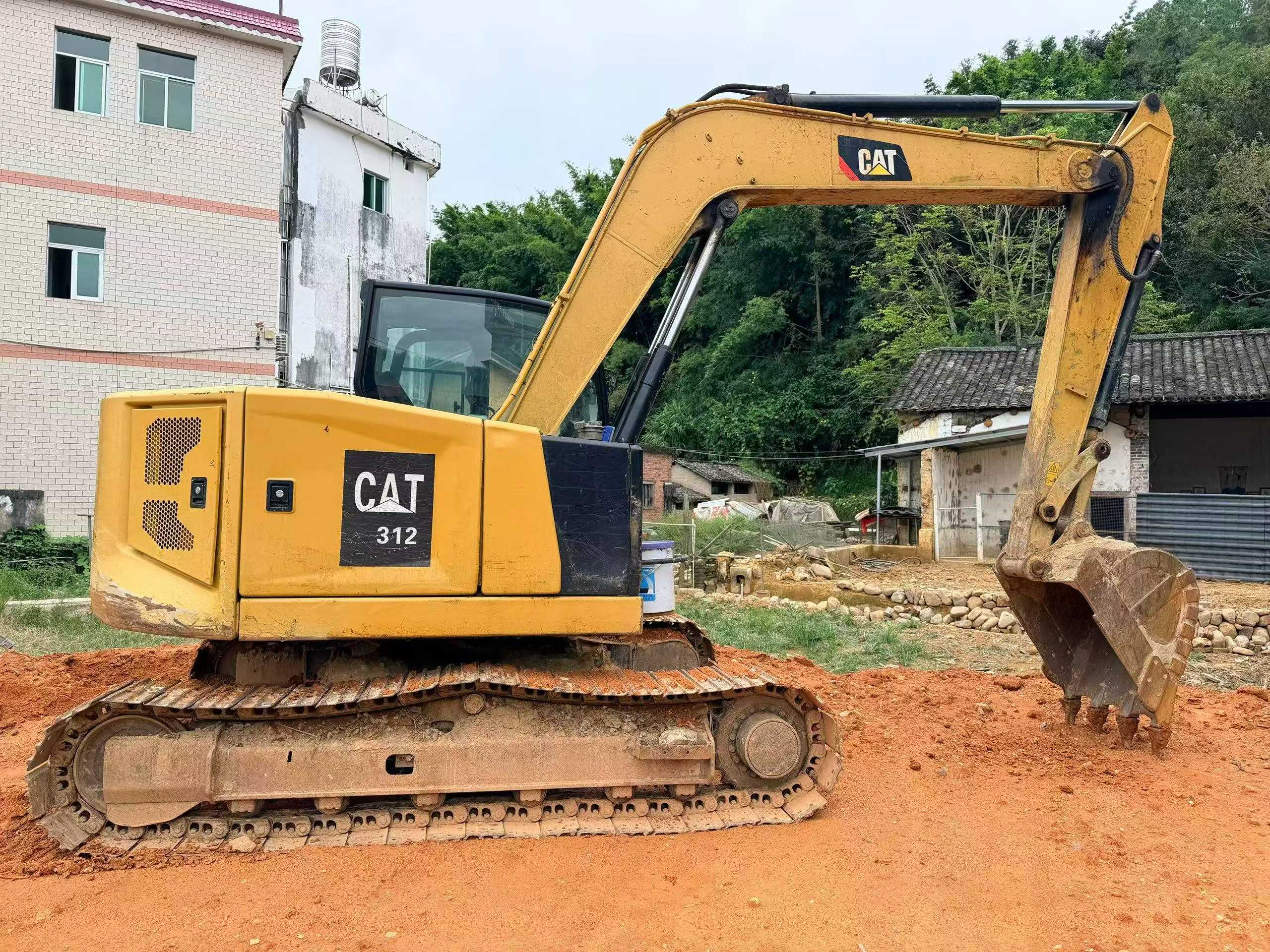 Buy Caterpillar CAT310 Used Excavator / 1