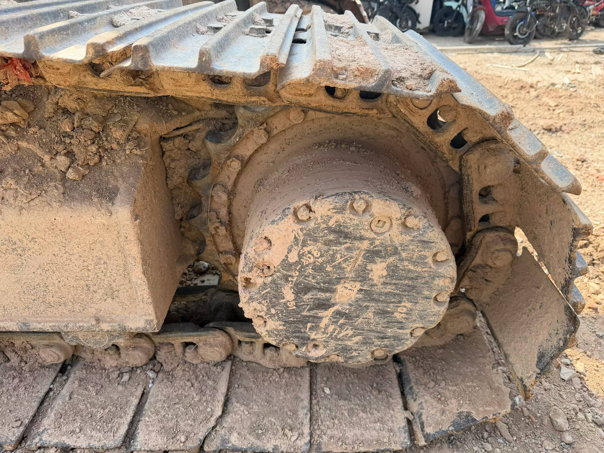 Buy Komatsu PC210-7 Used Excavator / 9
