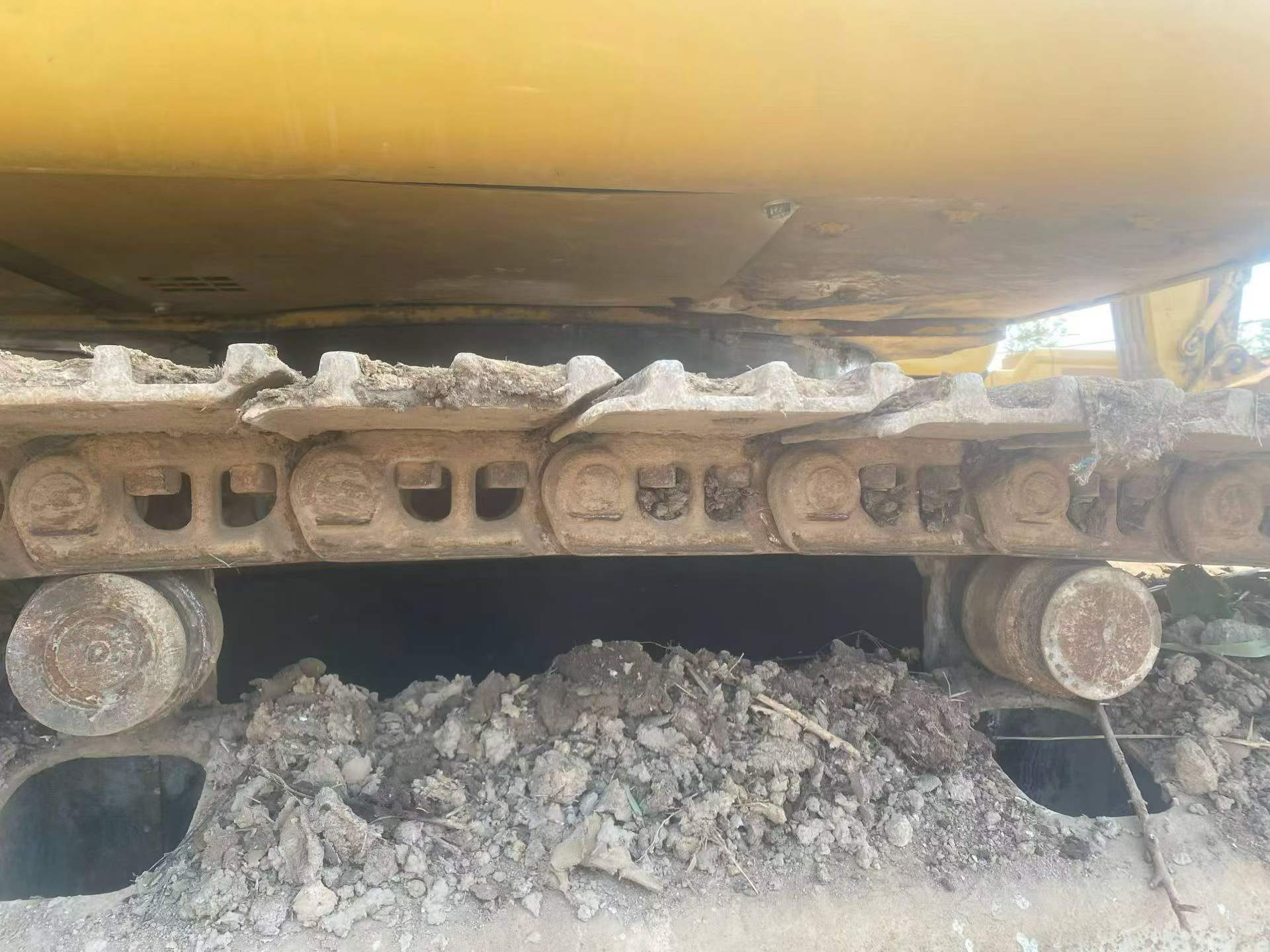 Buy Caterpillar 320A Used Excavator / 3 Buy Caterpillar 320A Used Excavator / 3