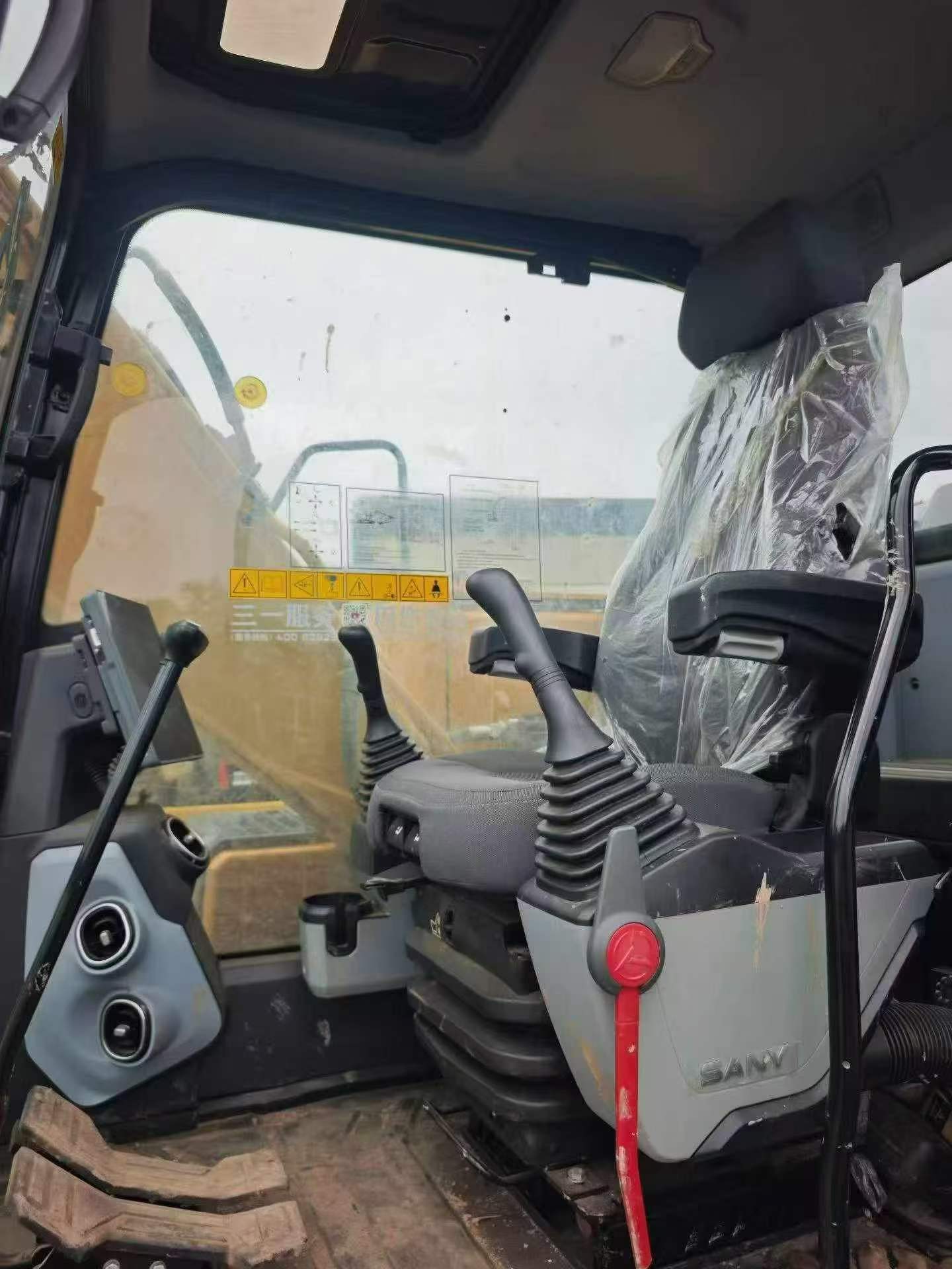 Buy Sany SY135 Used Excavator / 7 Buy Sany SY135 Used Excavator / 7