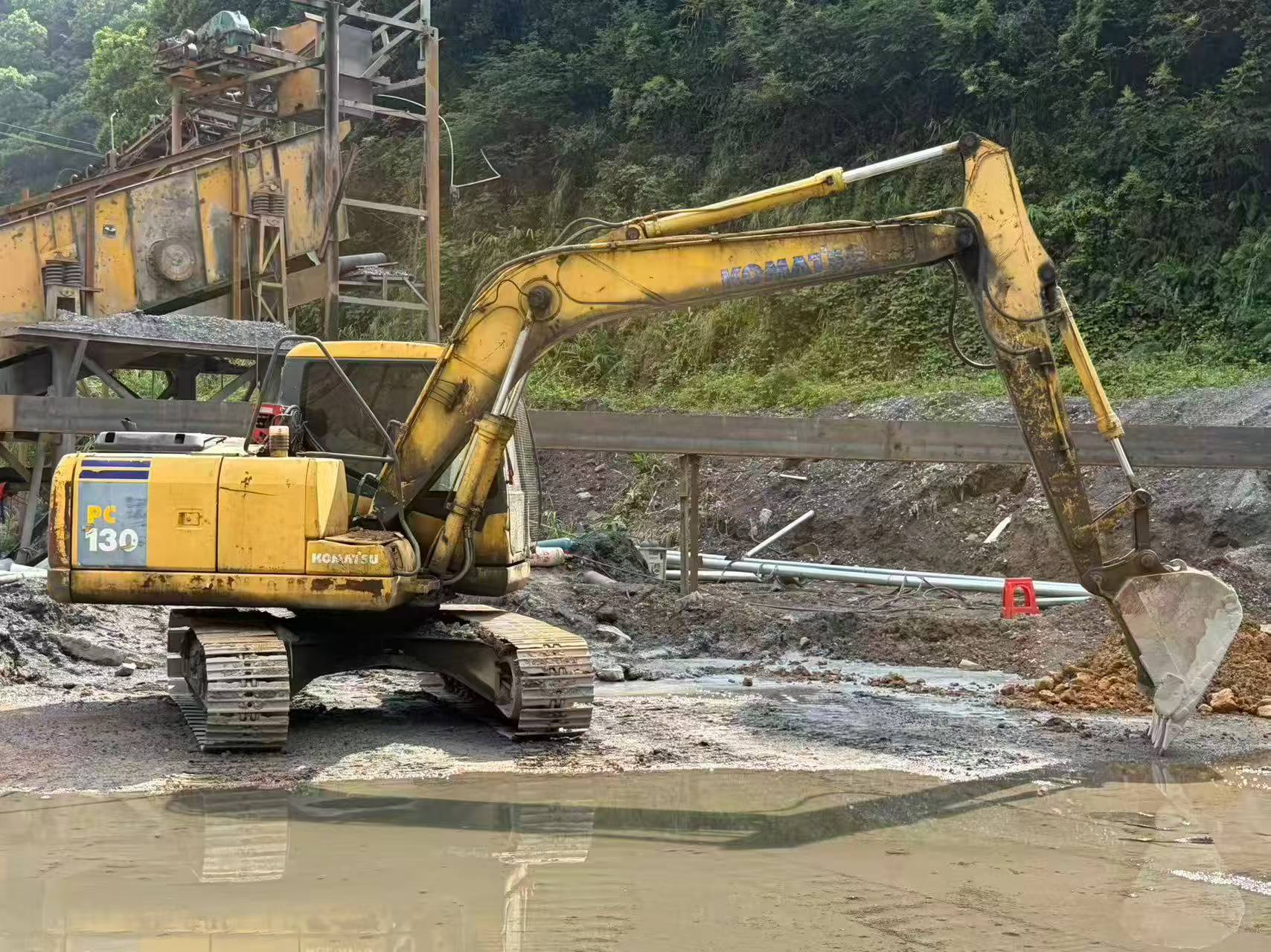 Comprar Komatsu PC130-7 Usado Excavadora Comprar Komatsu PC130-7 Usado Excavadora