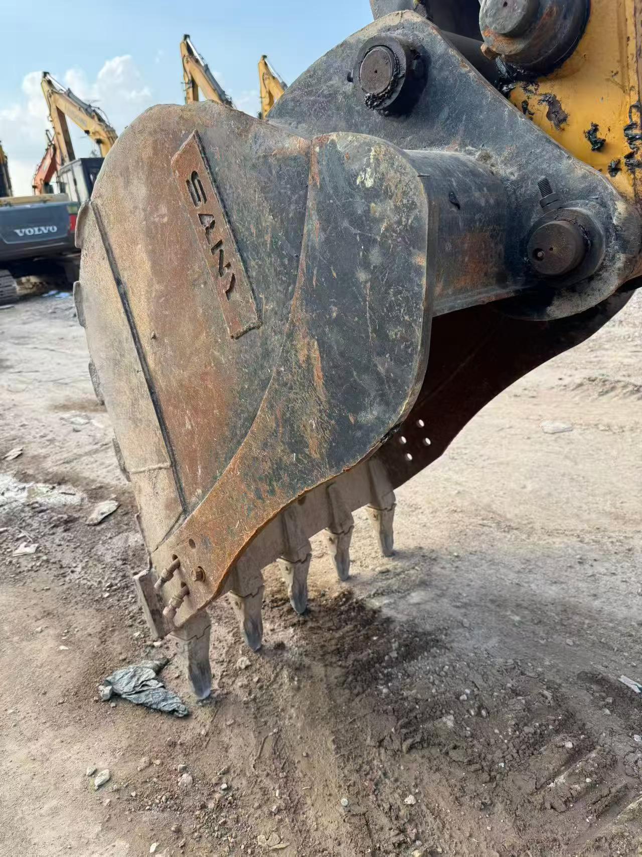 Buy Sany SY135 Used Excavator / 9 Buy Sany SY135 Used Excavator / 9