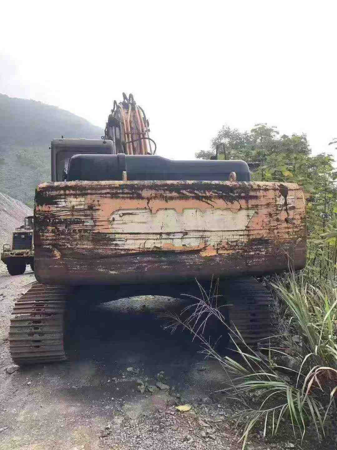 Buy Sany SY265C Used Excavator / 2 Buy Sany SY265C Used Excavator / 2