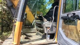Buy XCMG XE135B Used Excavator / 6 Buy XCMG XE135B Used Excavator / 6