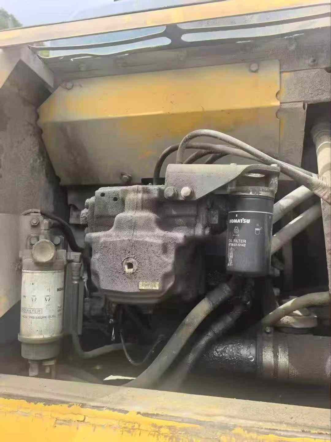 Buy Komatsu PC240-6 Used Excavator / 4 Buy Komatsu PC240-6 Used Excavator / 4