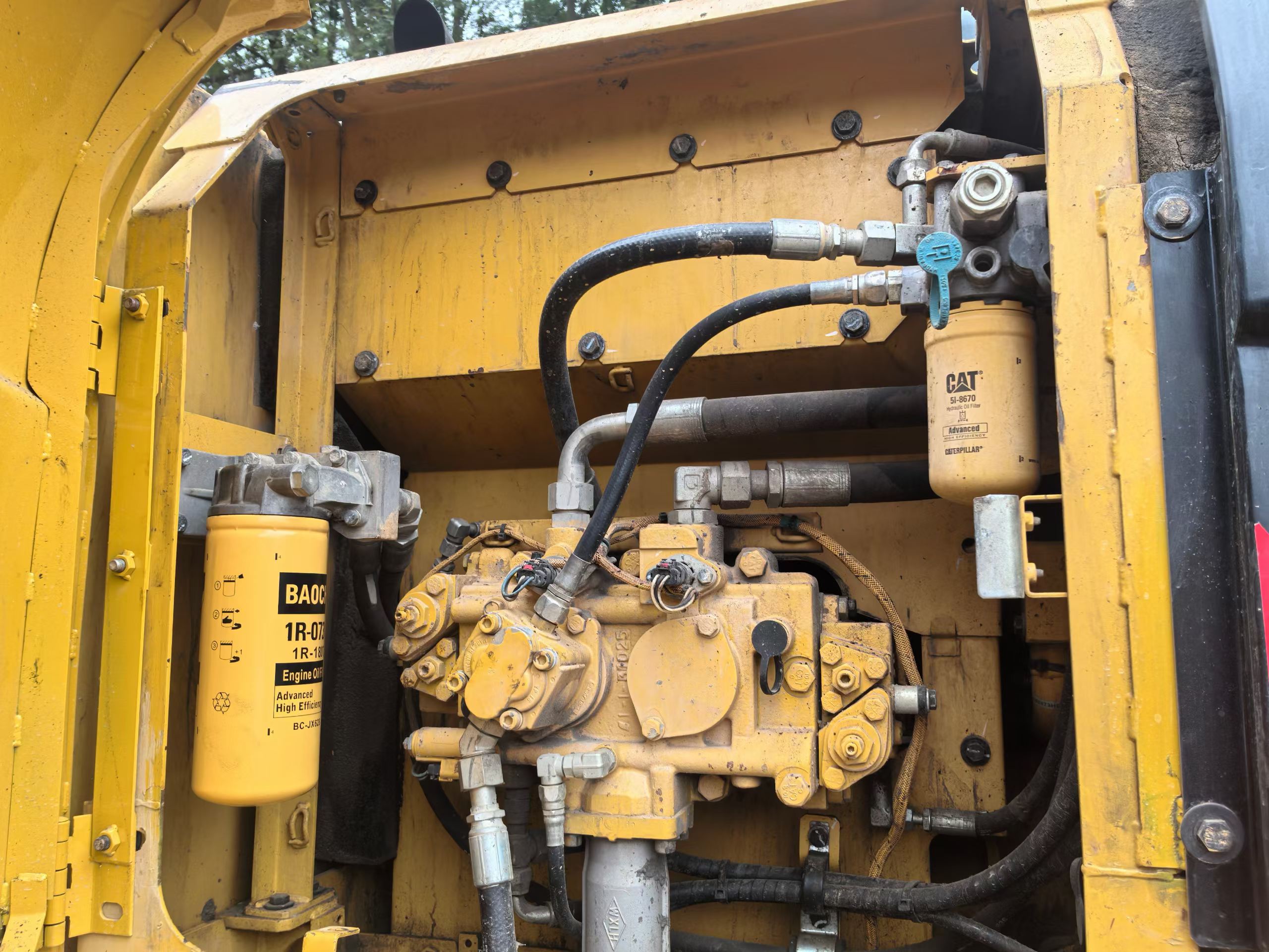 Buy Caterpillar M318 Used Excavator / 4