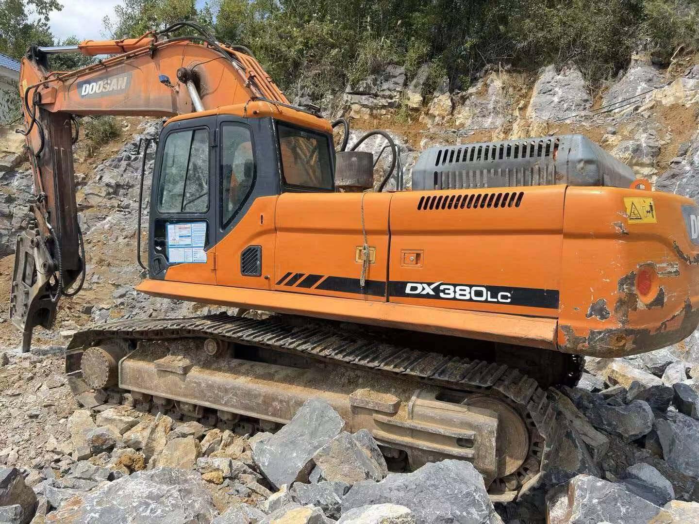 Buy Doosan DX380 Used Excavator / 1