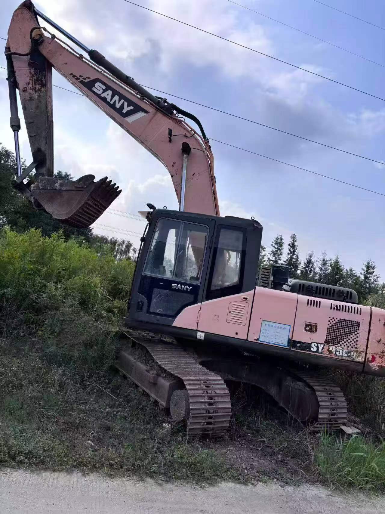 Buy Sany SY195C Used Excavator / 5 Buy Sany SY195C Used Excavator / 5