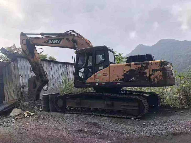 Buy Sany SY265C Used Excavator / 1