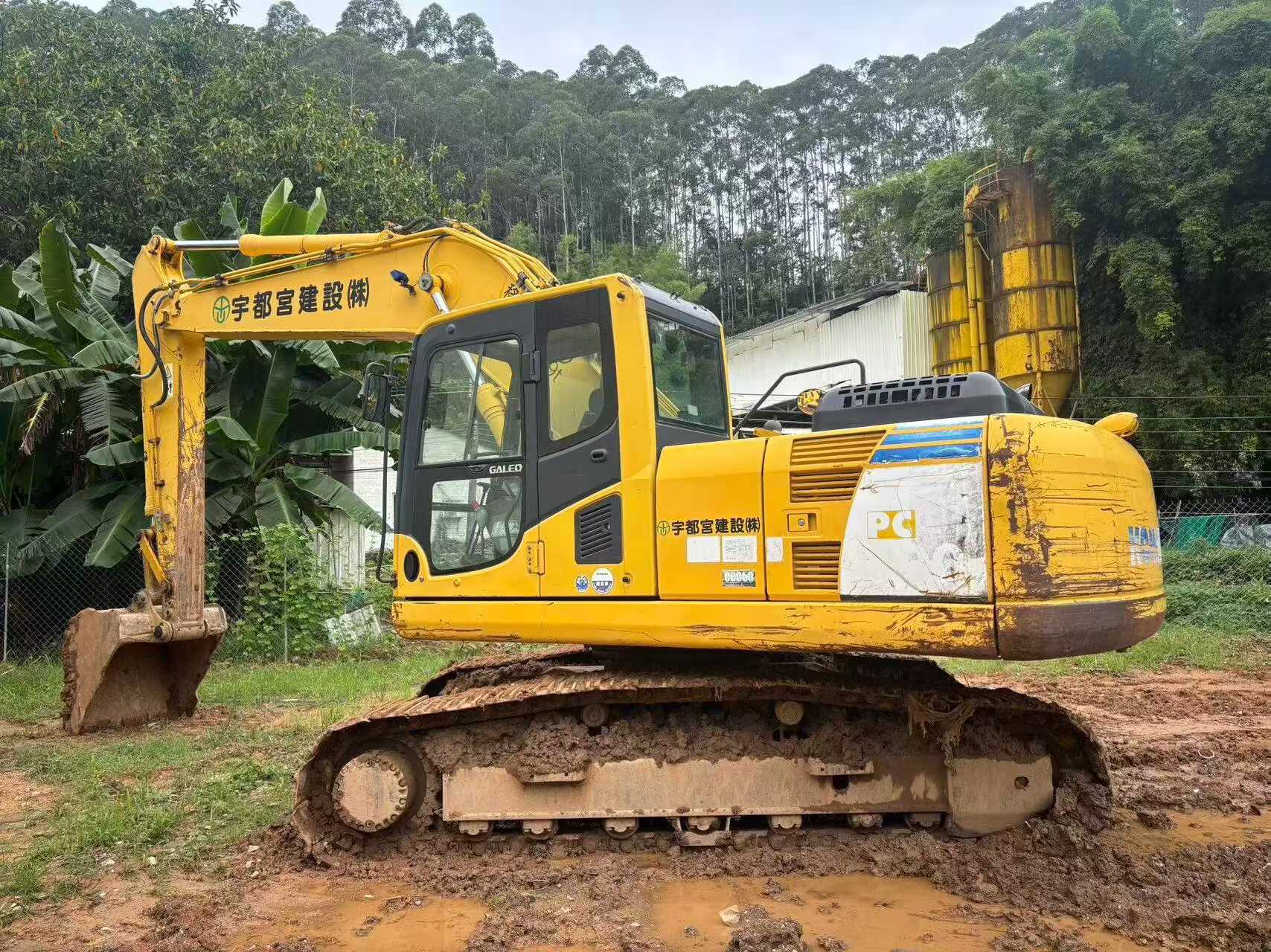 Buy Komatsu PC200-8 Used Excavator / 5 Buy Komatsu PC200-8 Used Excavator / 5