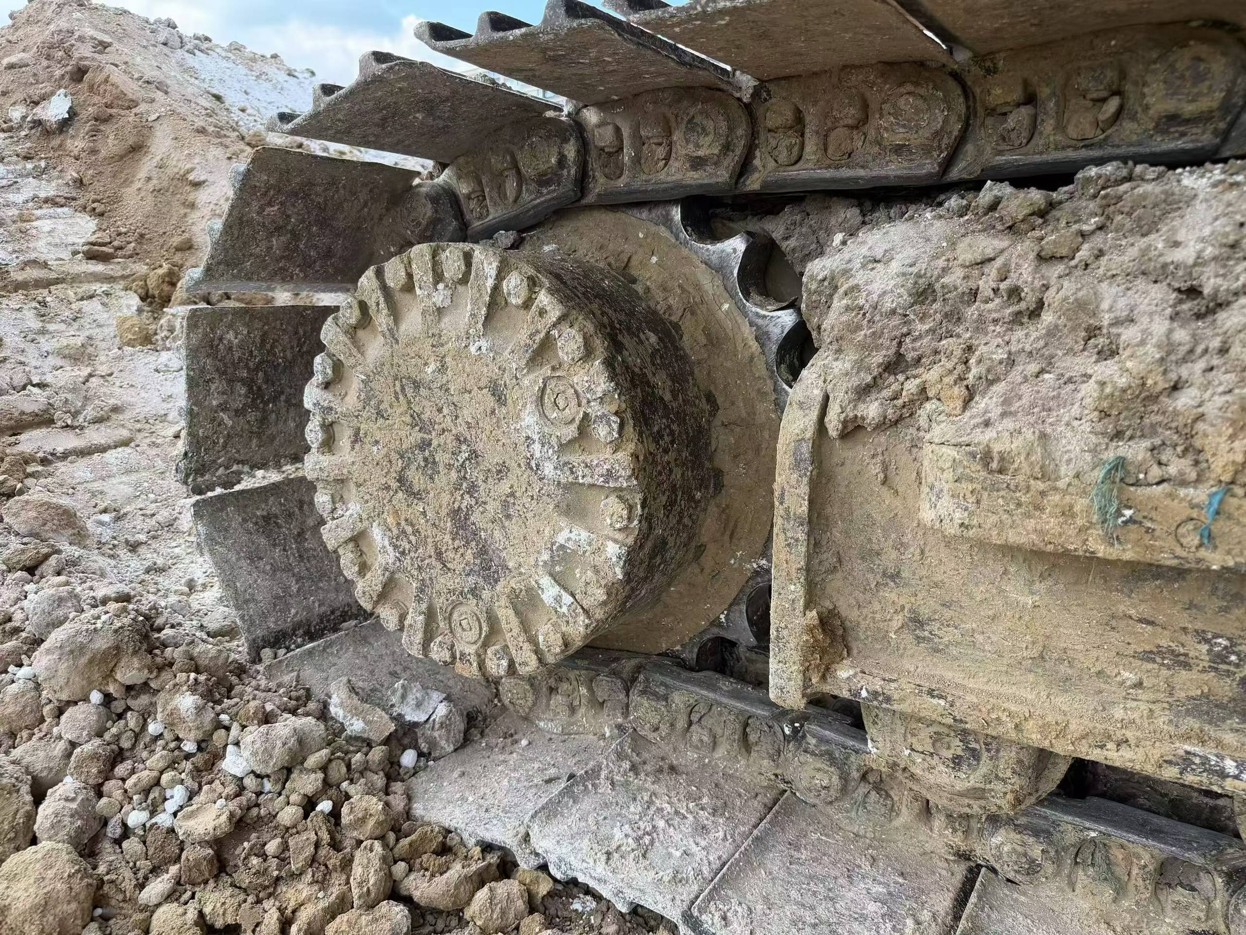 Buy Caterpillar 320D Used Excavator / 8 Buy Caterpillar 320D Used Excavator / 8