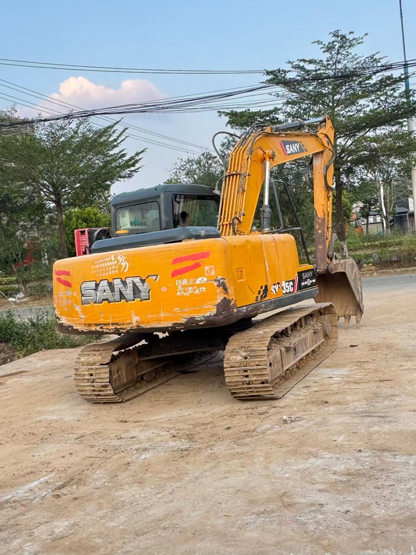 Buy Sany SY135 Used Excavator / 4 Buy Sany SY135 Used Excavator / 4