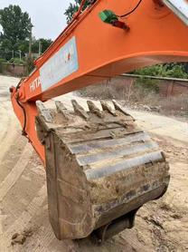 شراء حفارة Hitachi ZX240 مستعملة / 5 شراء حفارة Hitachi ZX240 مستعملة / 5