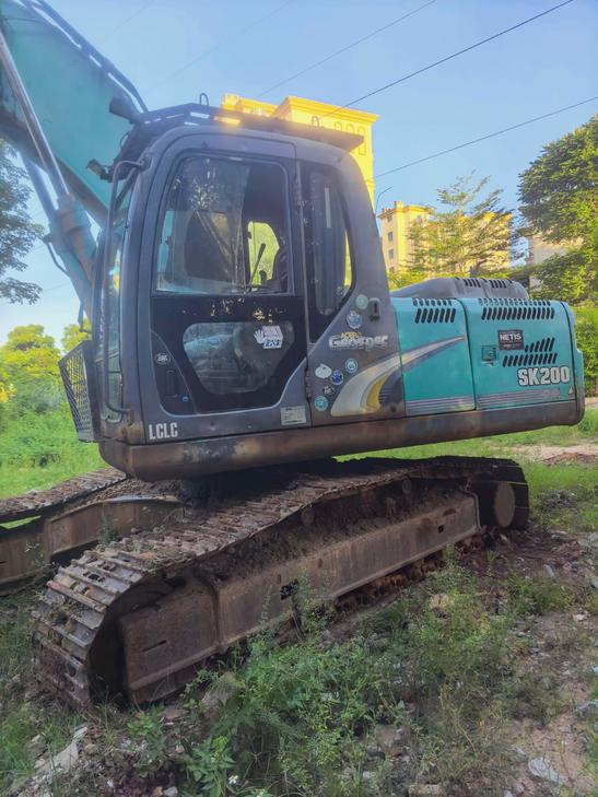 Buy Kobelco SK200-2 Used Excavator / 1