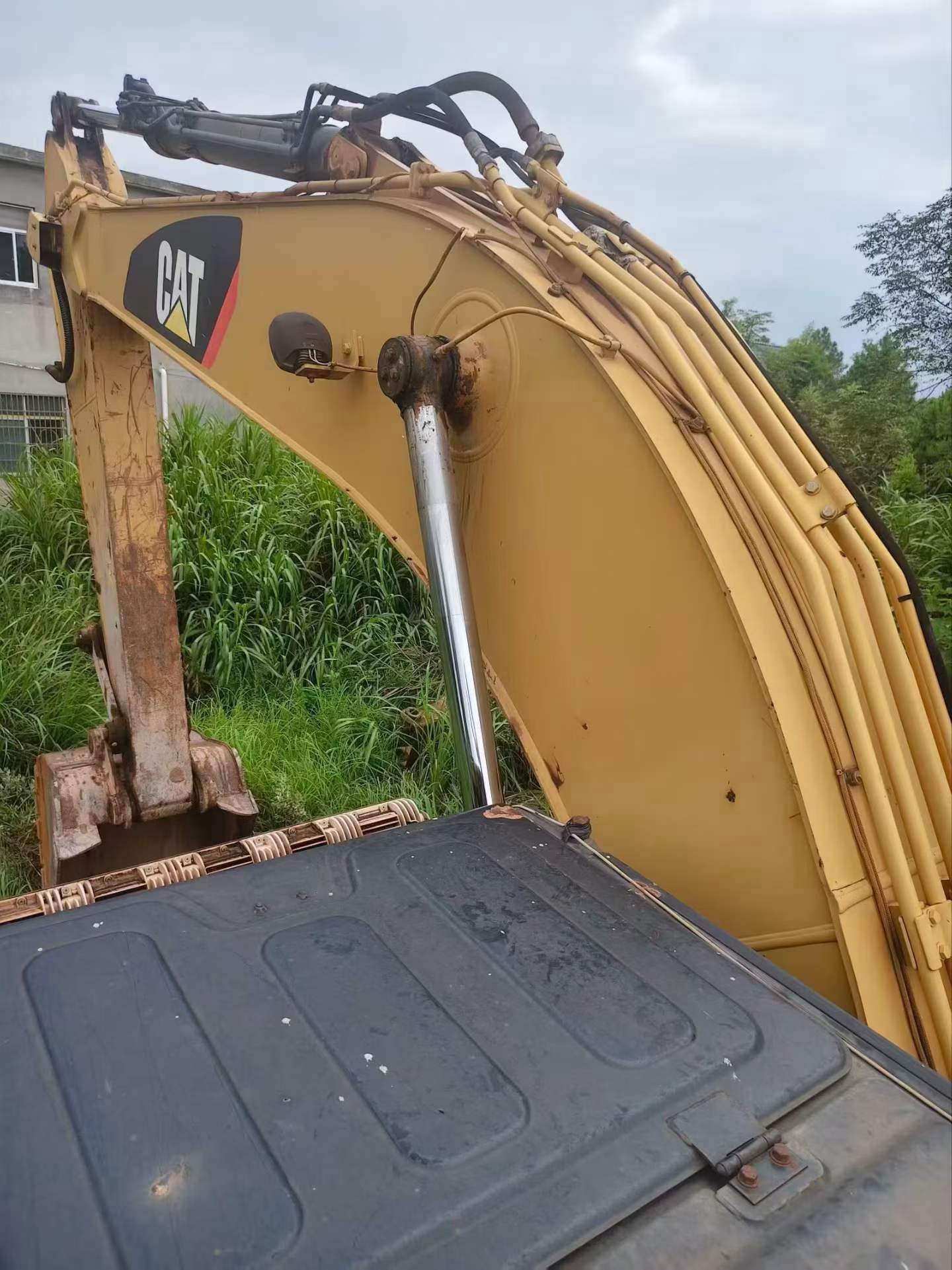 Buy Caterpillar 320E Used Excavator / 9 Buy Caterpillar 320E Used Excavator / 9